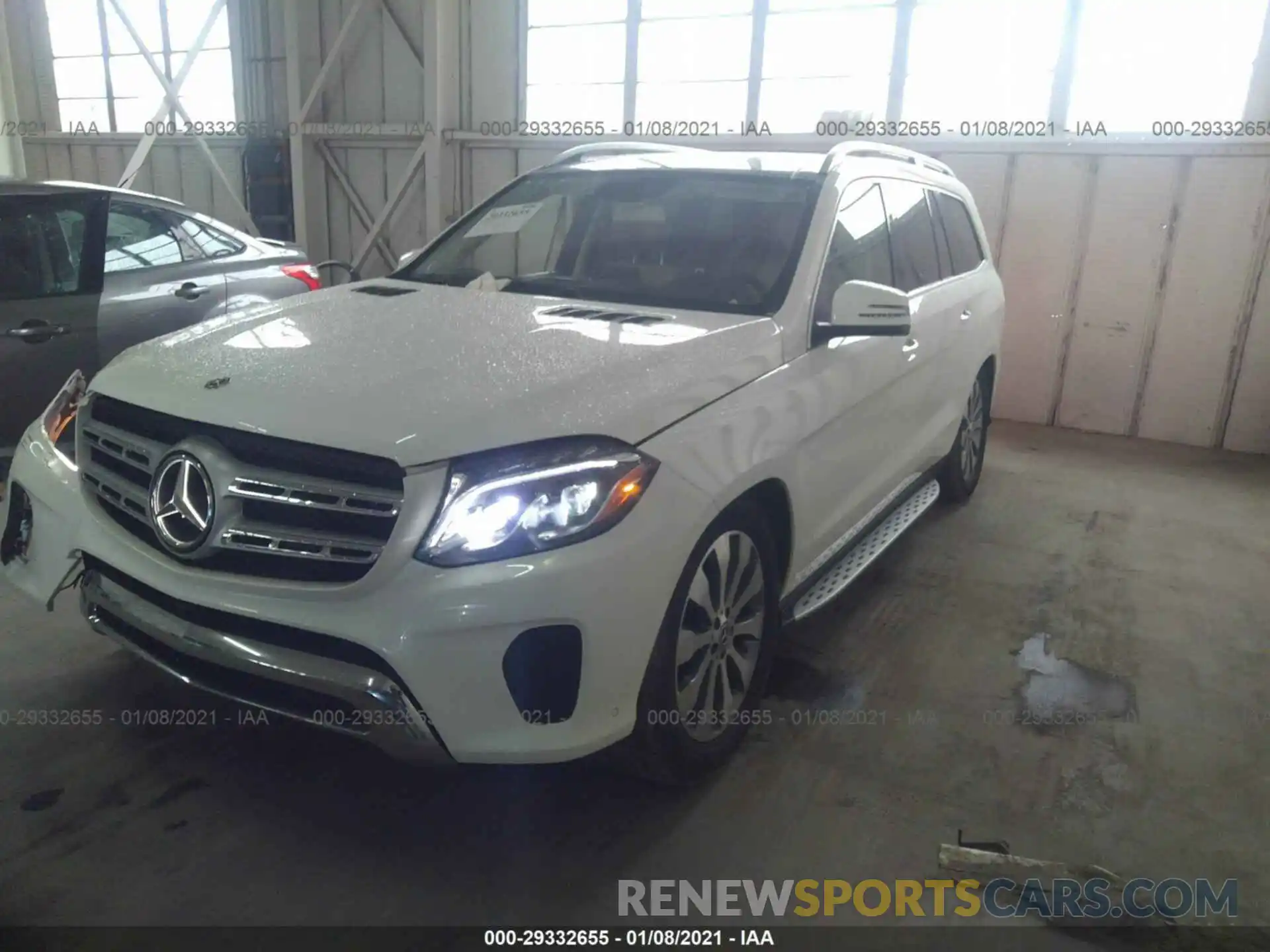 2 Photograph of a damaged car 4JGDF6EE8KB221629 MERCEDES-BENZ GLS 2019