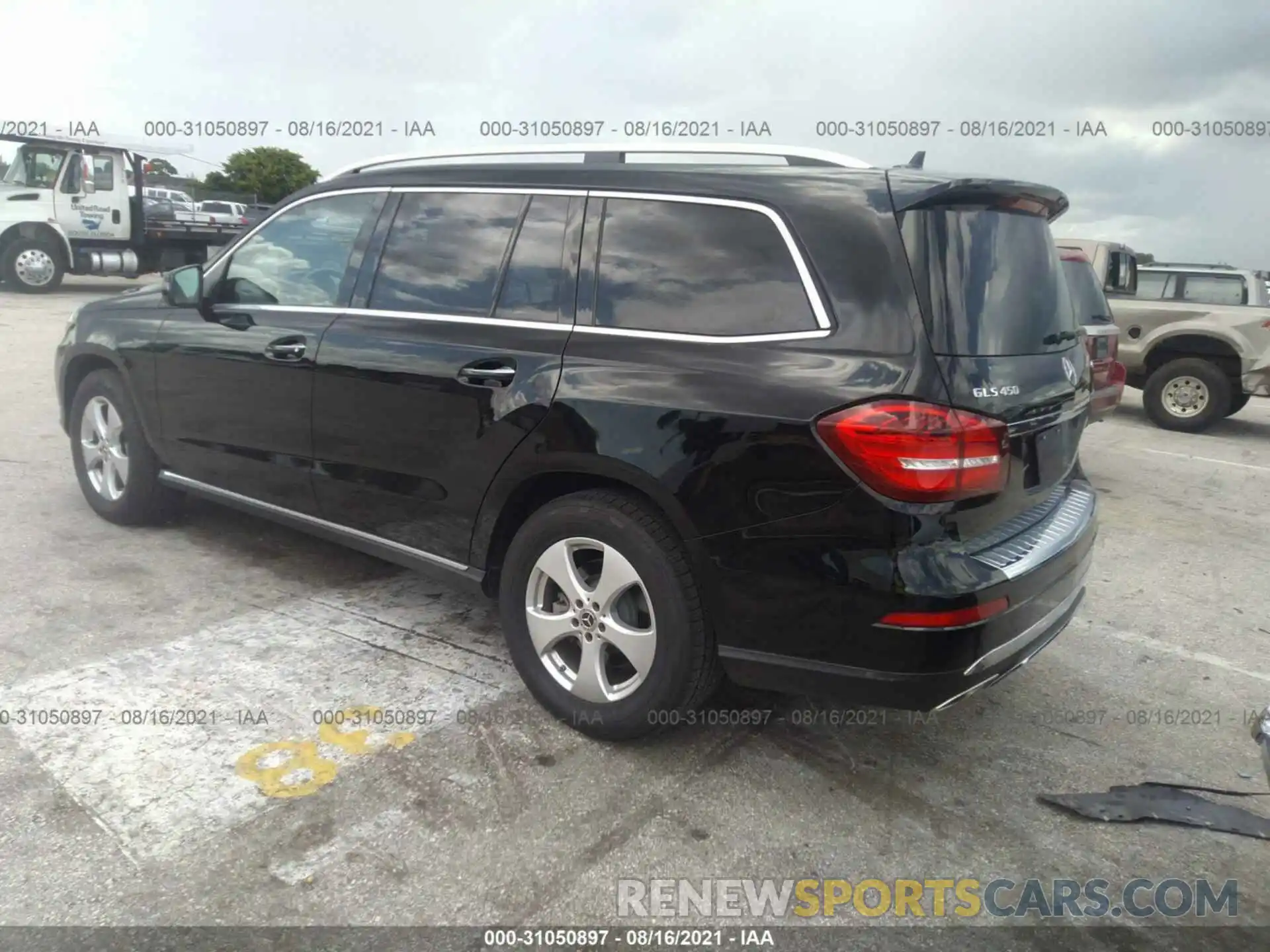 3 Photograph of a damaged car 4JGDF6EE8KB222618 MERCEDES-BENZ GLS 2019