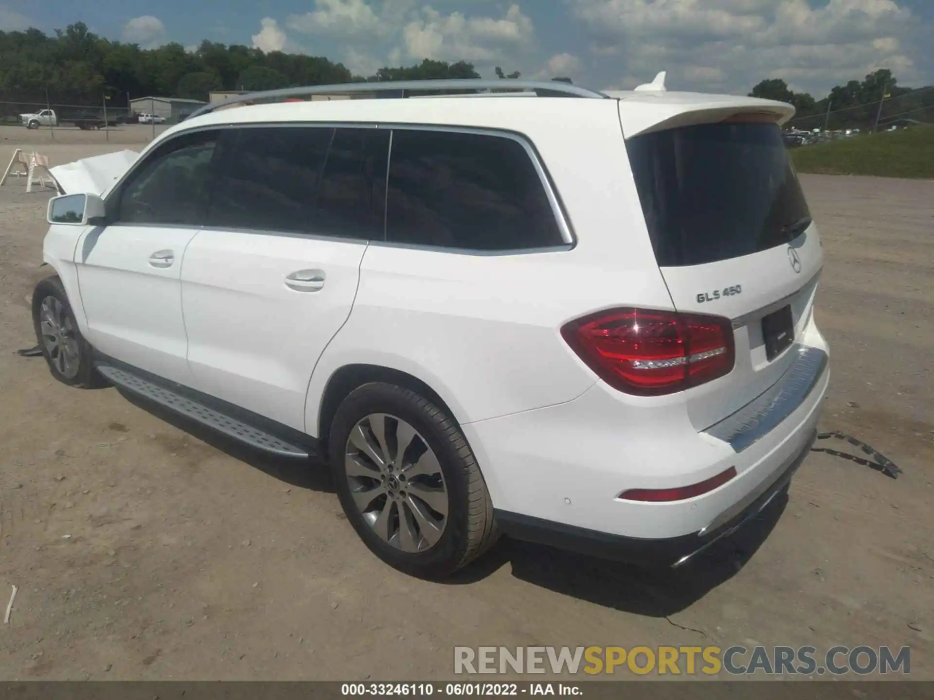 3 Photograph of a damaged car 4JGDF6EE8KB223820 MERCEDES-BENZ GLS 2019