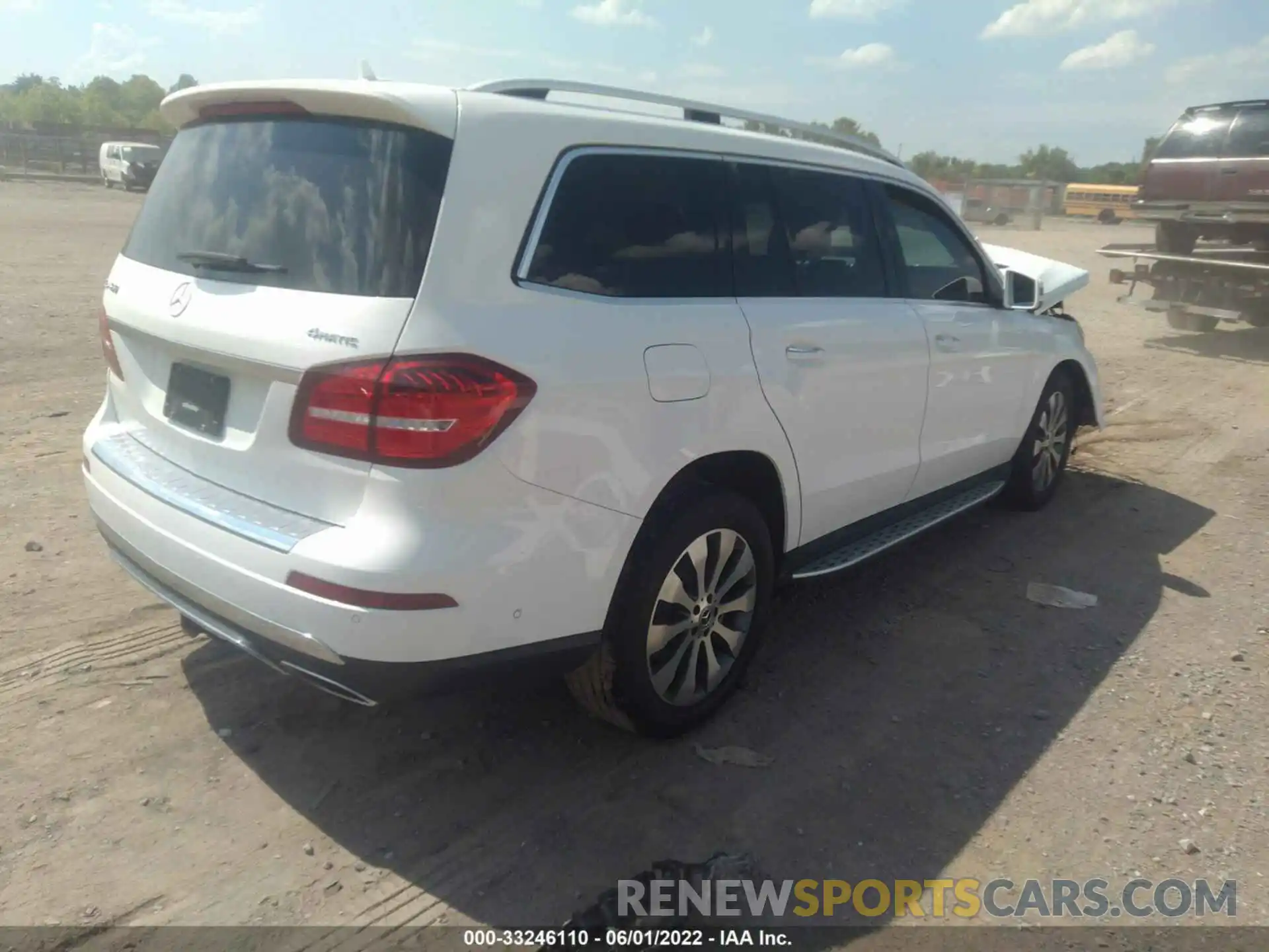 4 Photograph of a damaged car 4JGDF6EE8KB223820 MERCEDES-BENZ GLS 2019