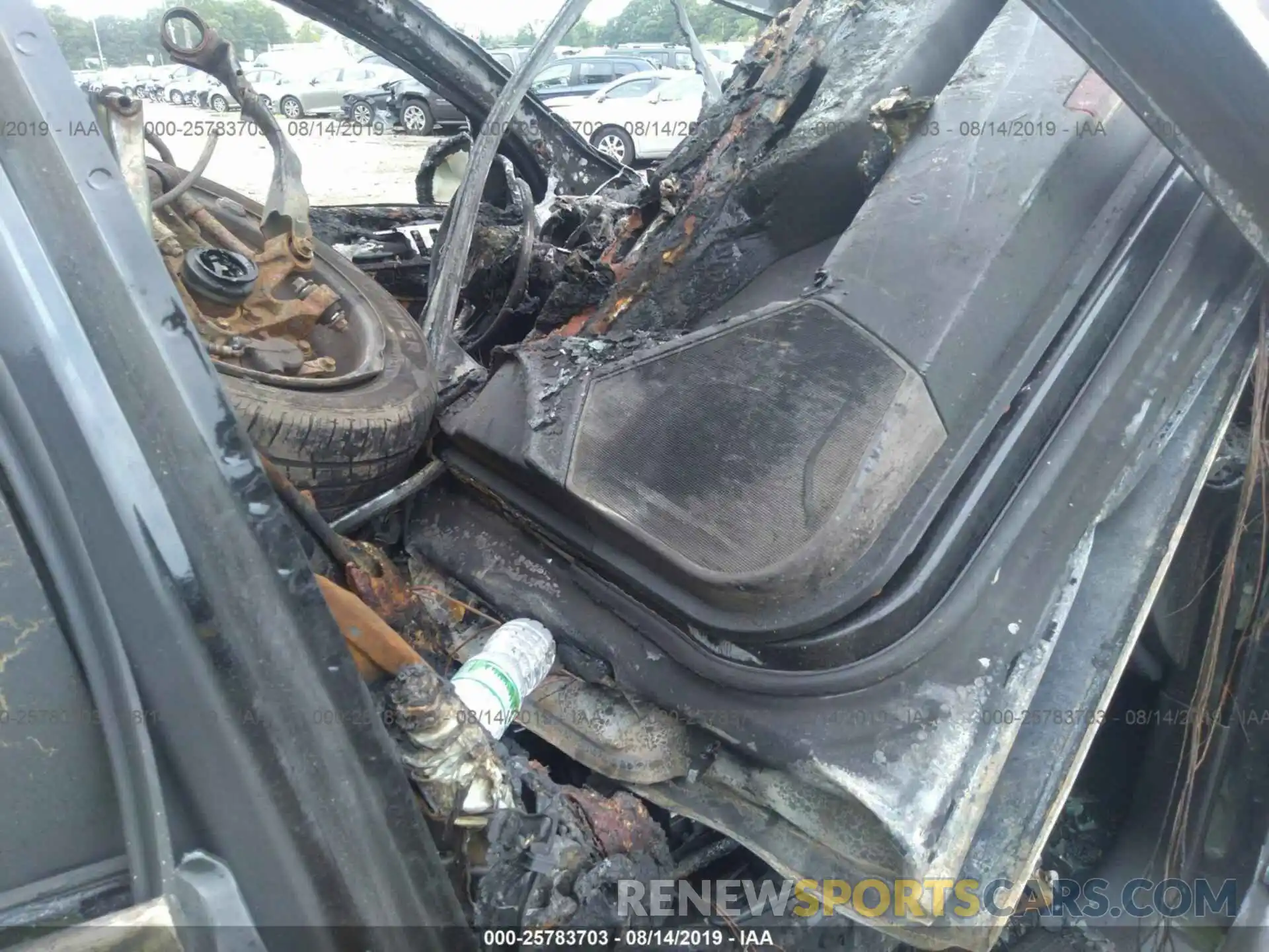 5 Photograph of a damaged car 4JGDF6EE9KB228847 MERCEDES-BENZ GLS 2019