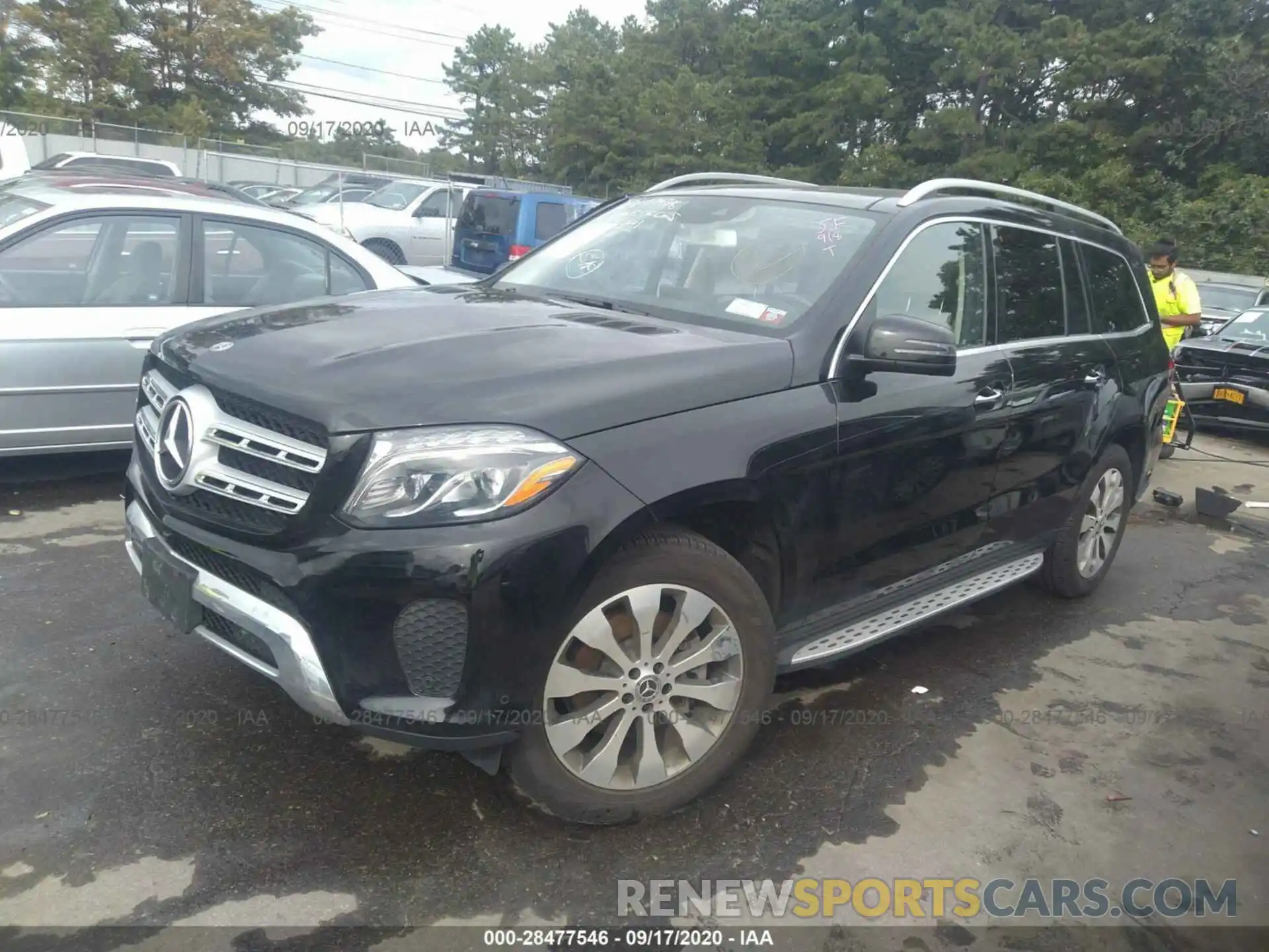 2 Photograph of a damaged car 4JGDF6EEXKB223477 MERCEDES-BENZ GLS 2019