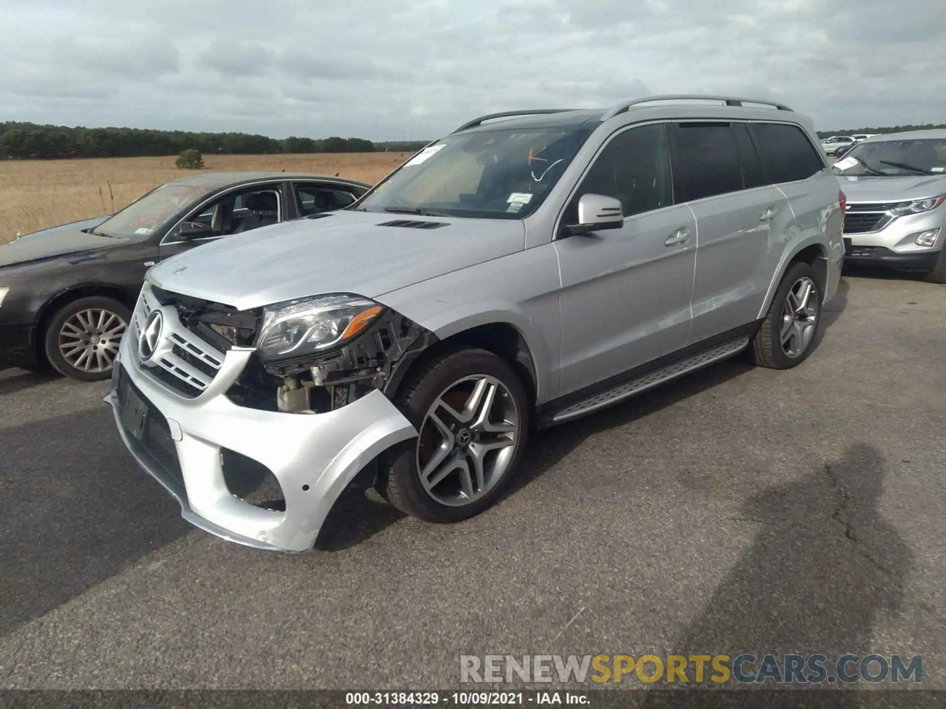 2 Photograph of a damaged car 4JGDF7DE0KB202628 MERCEDES-BENZ GLS 2019