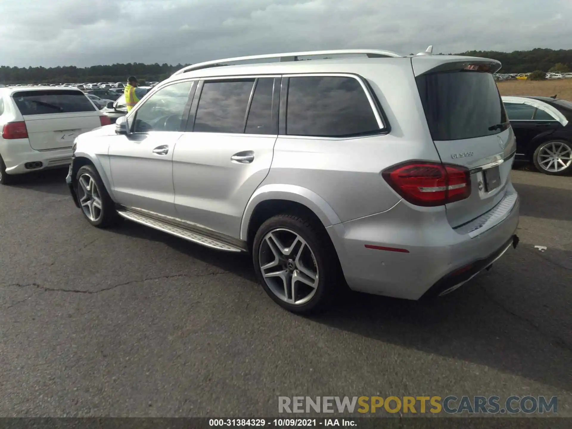 3 Photograph of a damaged car 4JGDF7DE0KB202628 MERCEDES-BENZ GLS 2019