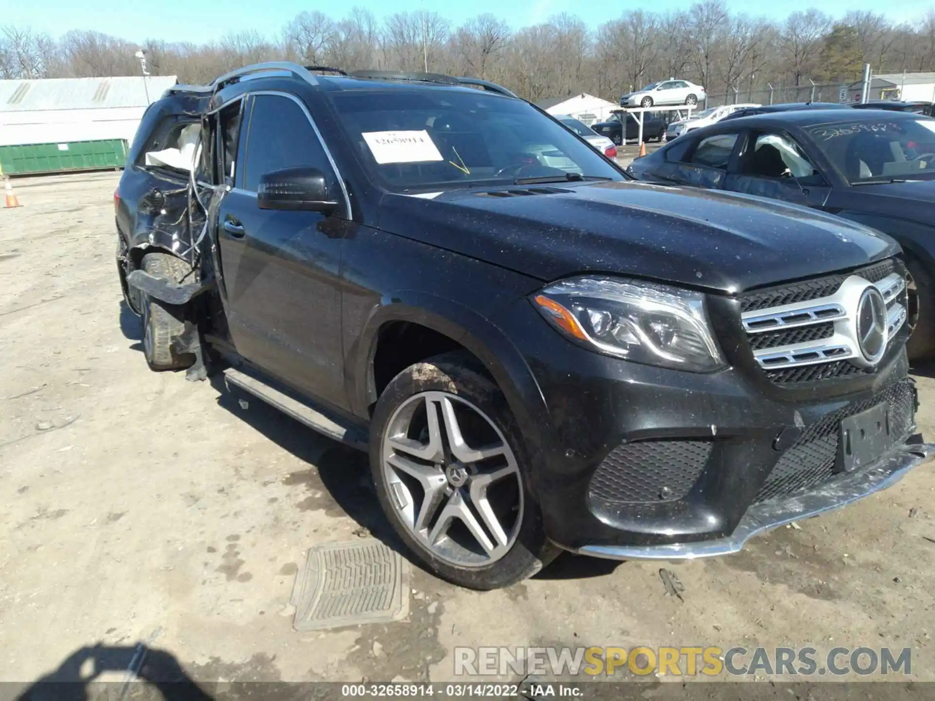 1 Photograph of a damaged car 4JGDF7DE3KB232982 MERCEDES-BENZ GLS 2019