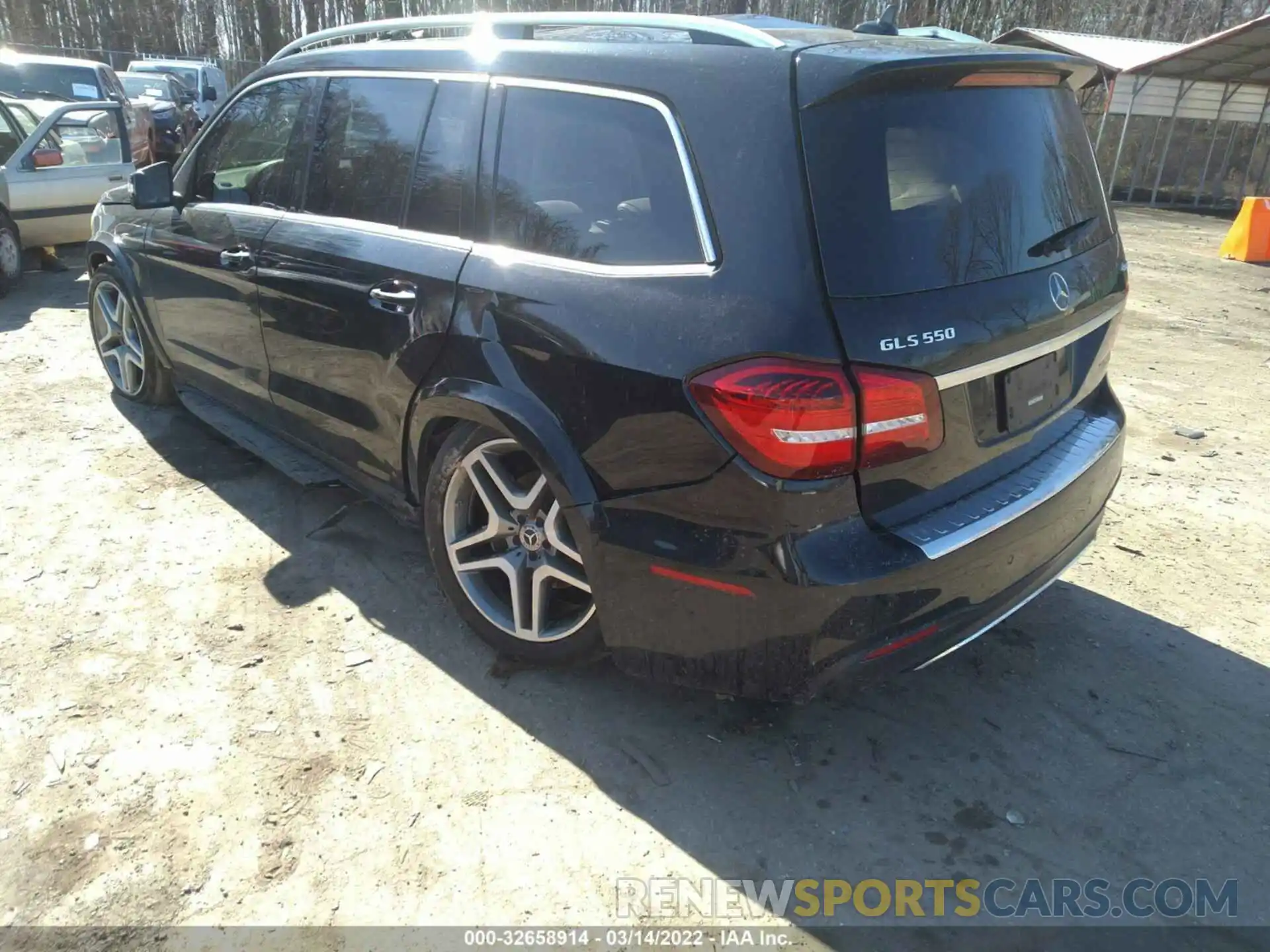 3 Photograph of a damaged car 4JGDF7DE3KB232982 MERCEDES-BENZ GLS 2019