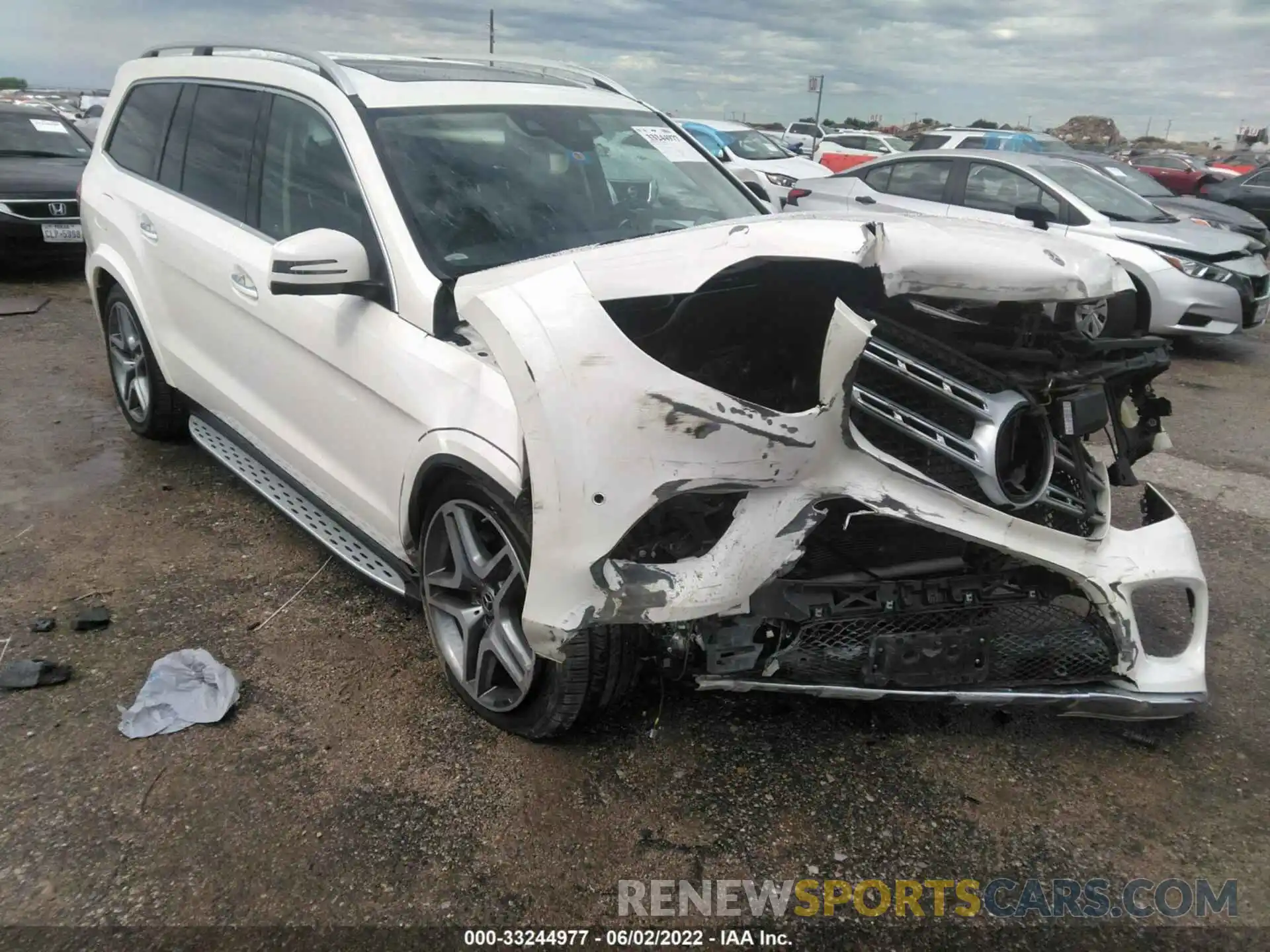 1 Photograph of a damaged car 4JGDF7DE5KB200910 MERCEDES-BENZ GLS 2019