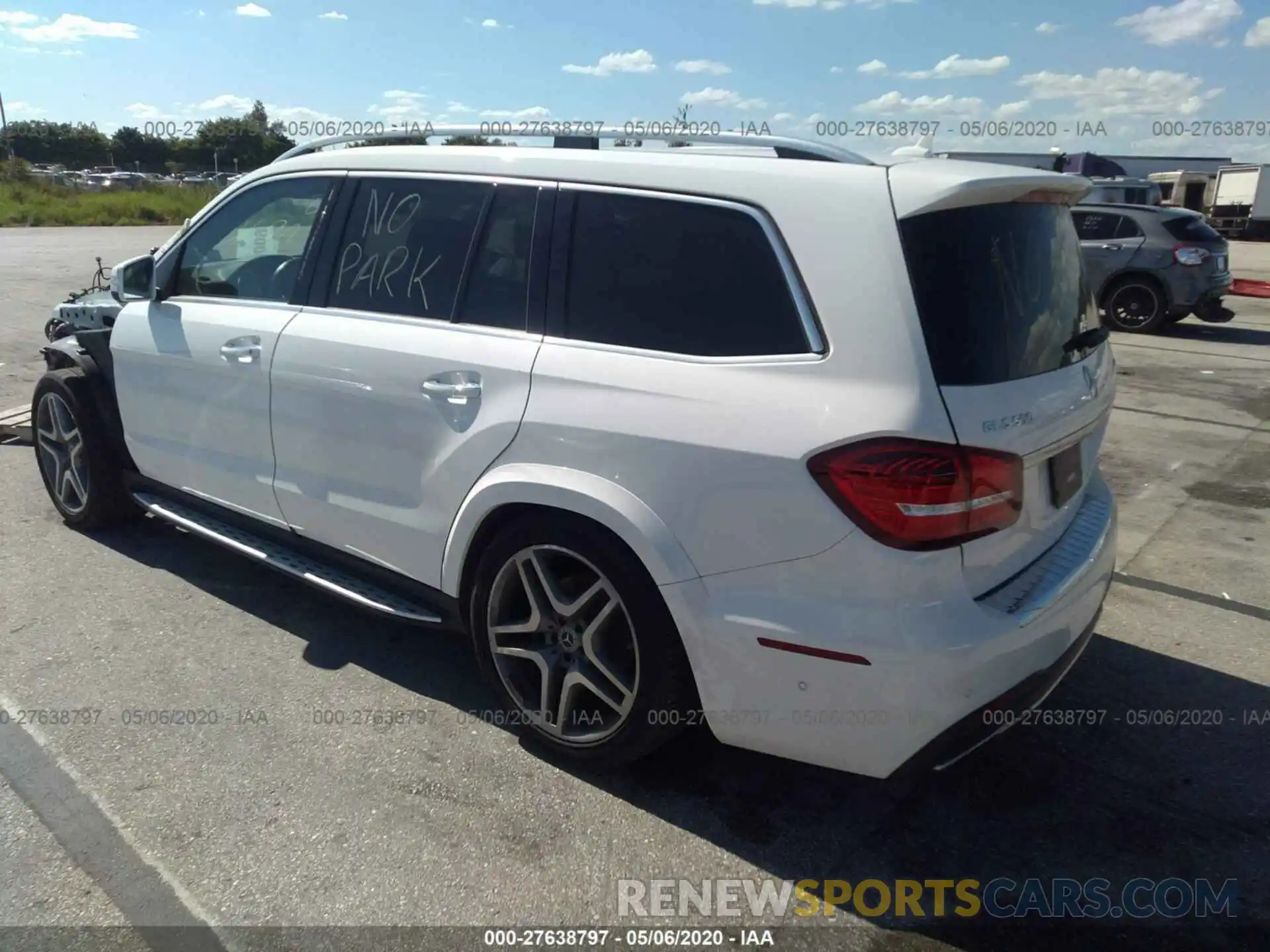 3 Photograph of a damaged car 4JGDF7DE8KB196691 MERCEDES-BENZ GLS 2019