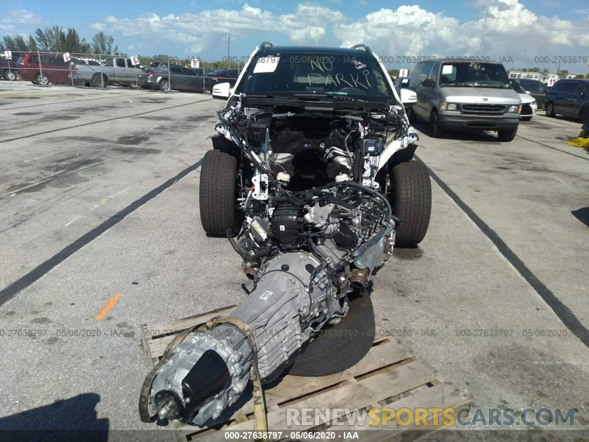 6 Photograph of a damaged car 4JGDF7DE8KB196691 MERCEDES-BENZ GLS 2019