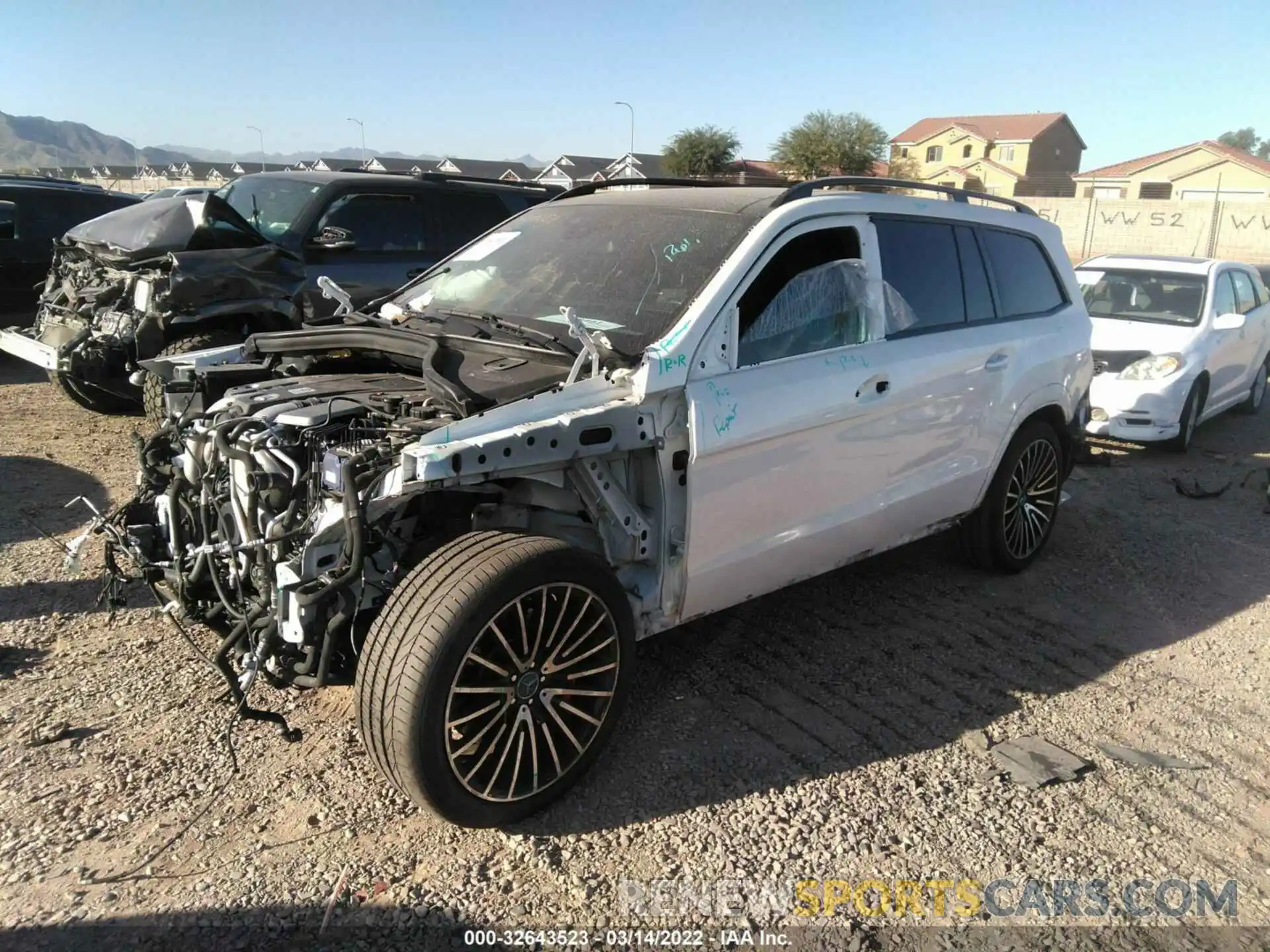 2 Фотография поврежденного автомобиля 4JGDF7FE4KB209448 MERCEDES-BENZ GLS 2019