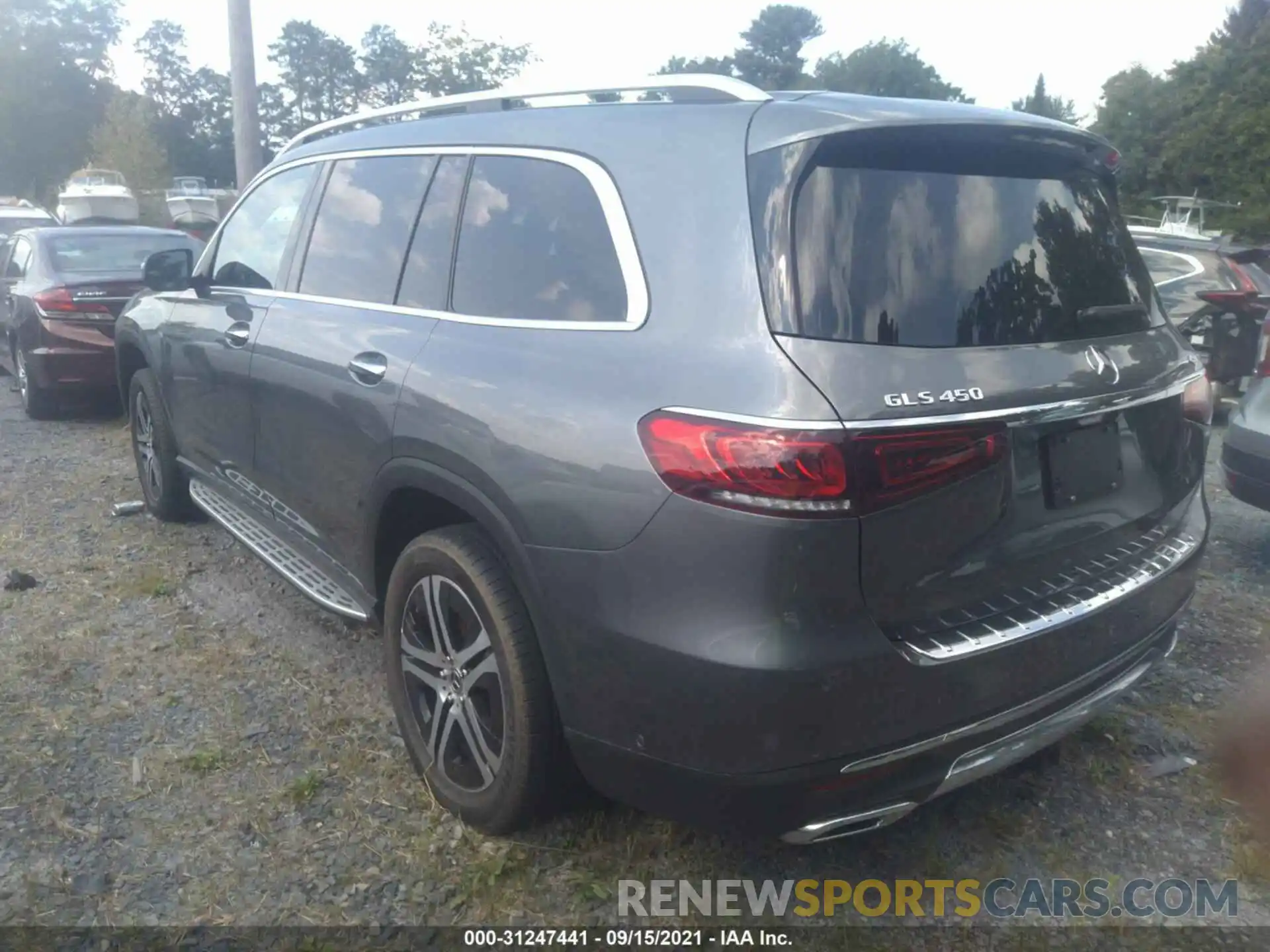 3 Photograph of a damaged car 4JGFF5KE2LA219664 MERCEDES-BENZ GLS 2020