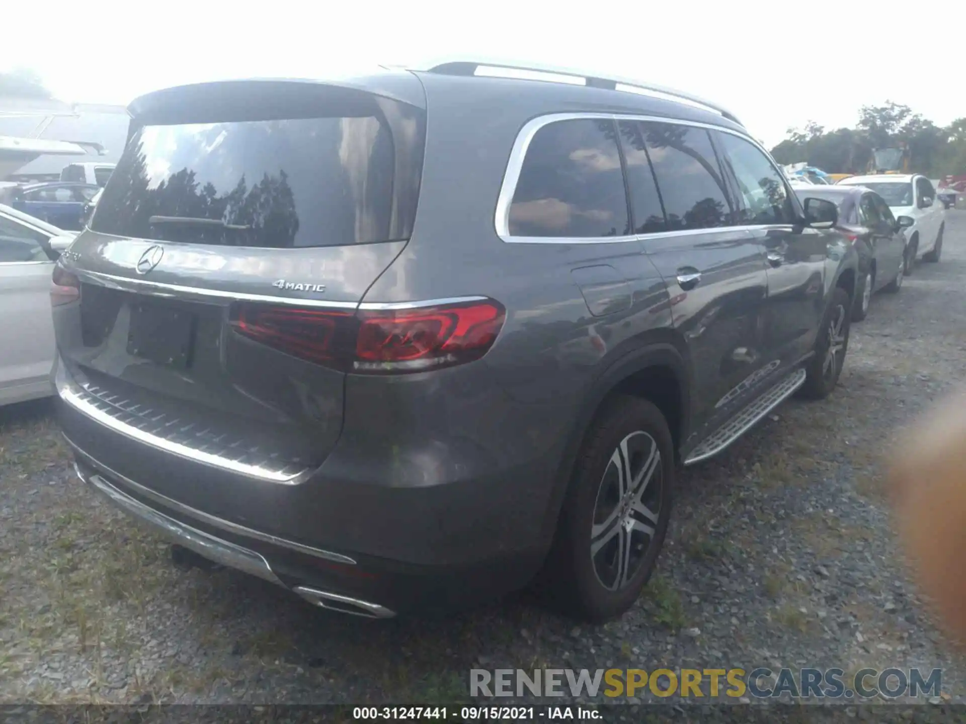 4 Photograph of a damaged car 4JGFF5KE2LA219664 MERCEDES-BENZ GLS 2020