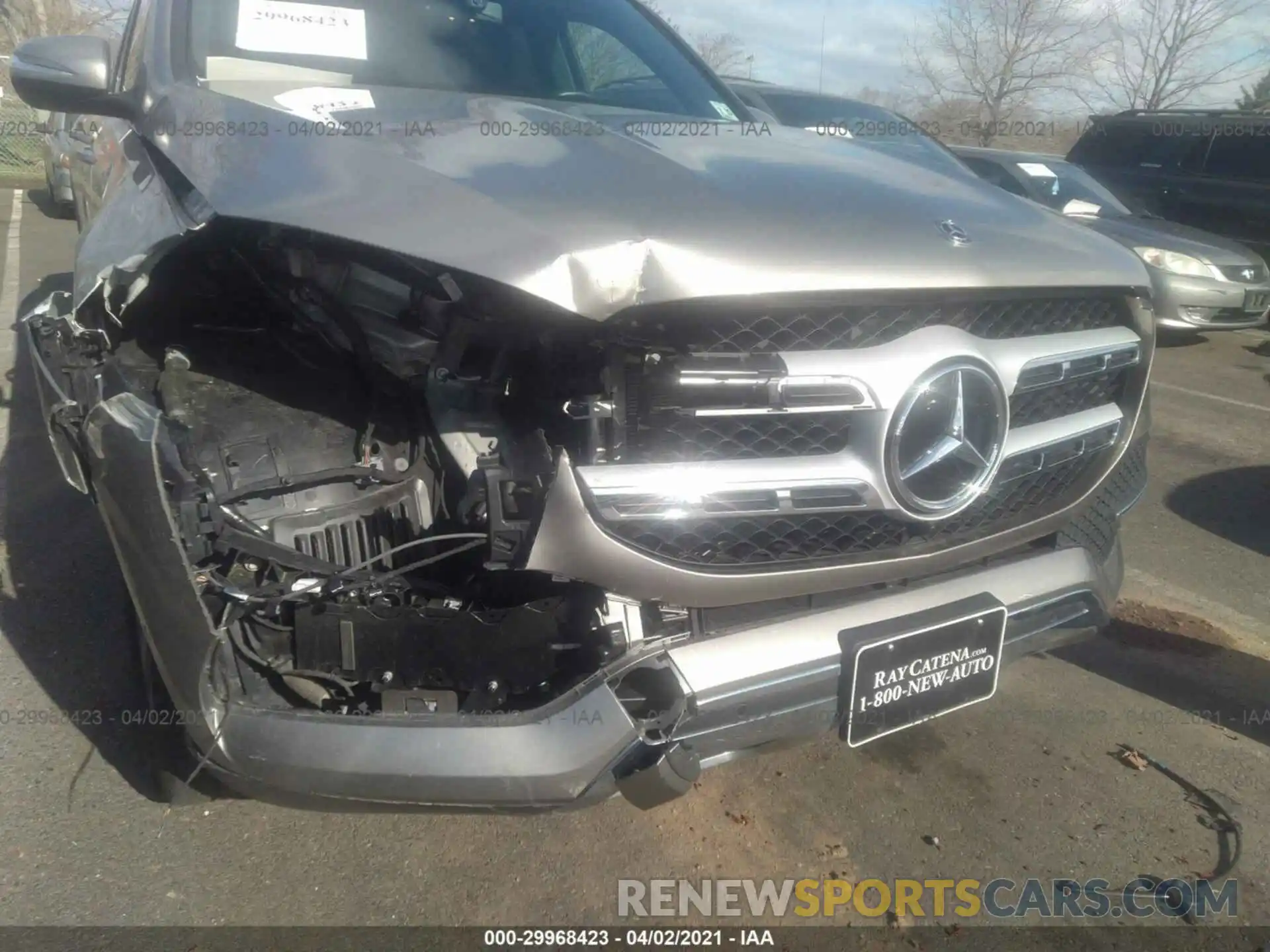 6 Photograph of a damaged car 4JGFF5KE3LA142156 MERCEDES-BENZ GLS 2020