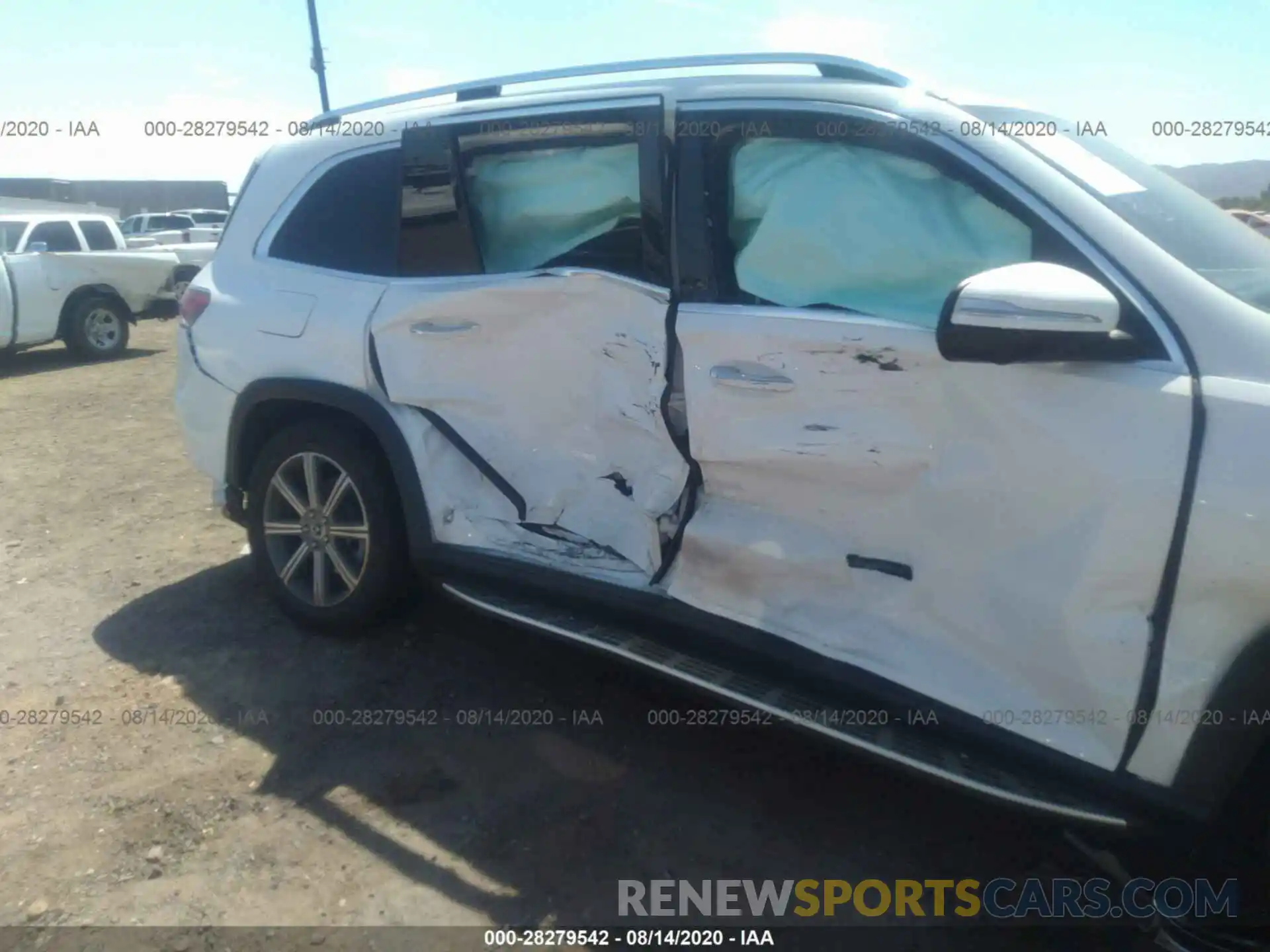 6 Photograph of a damaged car 4JGFF5KE4LA136785 MERCEDES-BENZ GLS 2020