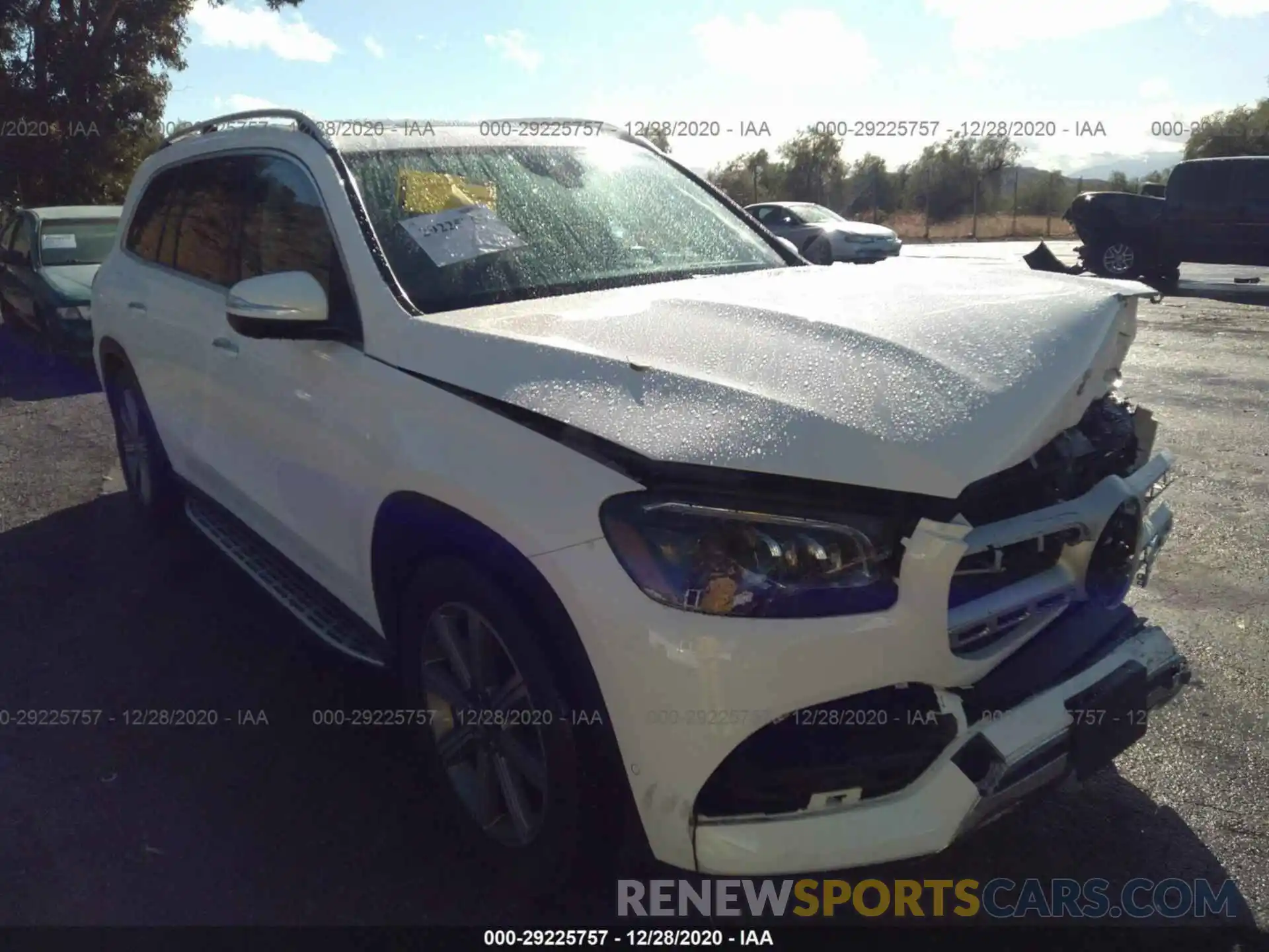 1 Photograph of a damaged car 4JGFF5KE4LA185372 MERCEDES-BENZ GLS 2020