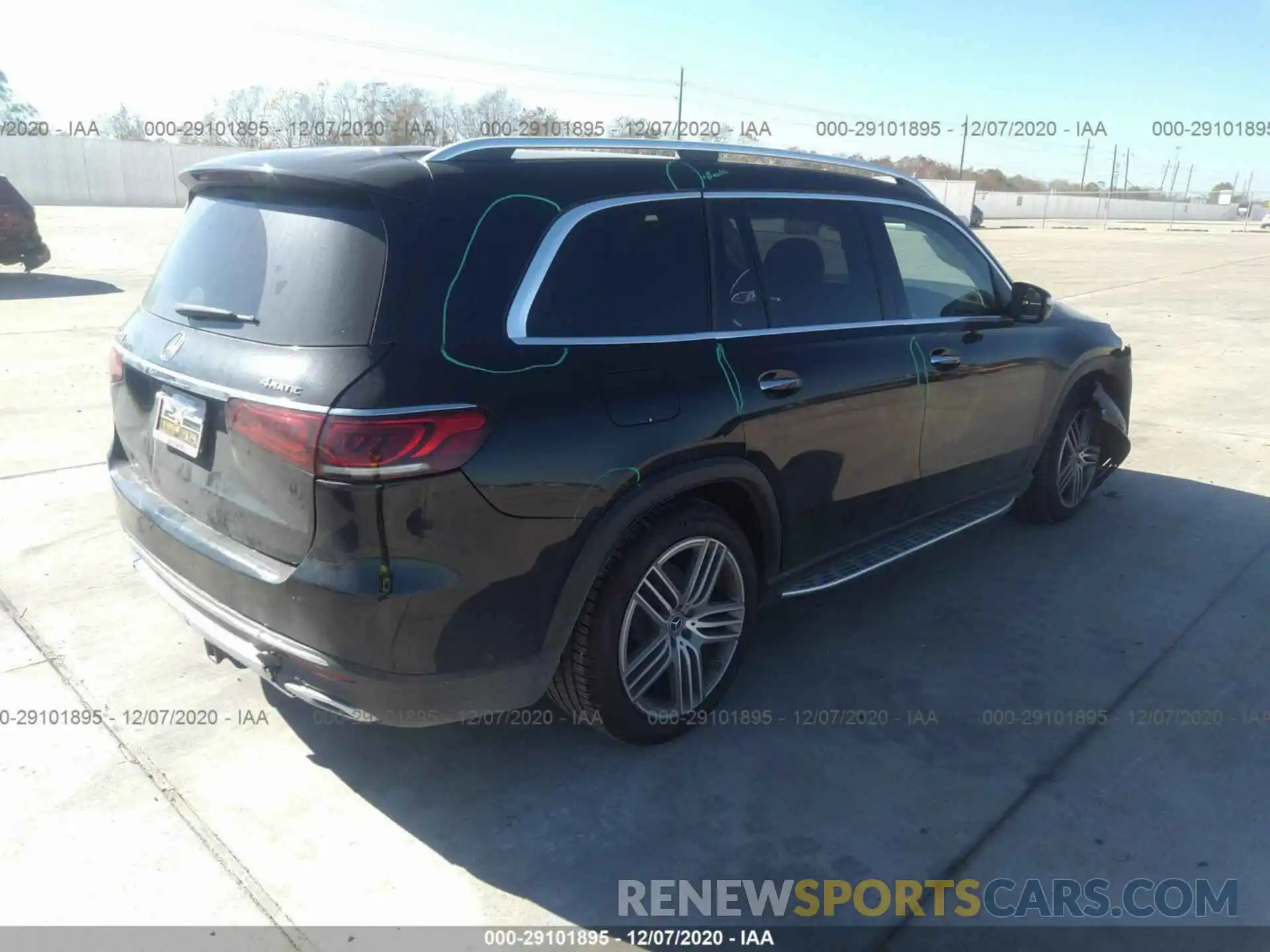 4 Photograph of a damaged car 4JGFF5KE4LA283284 MERCEDES-BENZ GLS 2020