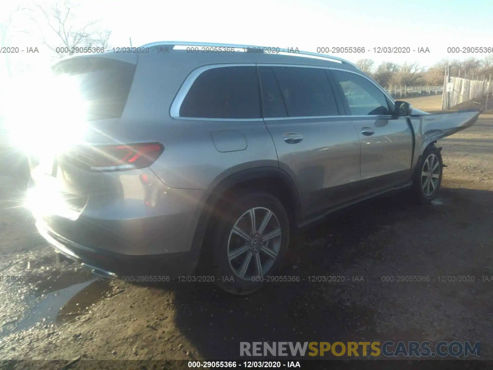 4 Photograph of a damaged car 4JGFF5KE5LA204205 MERCEDES-BENZ GLS 2020