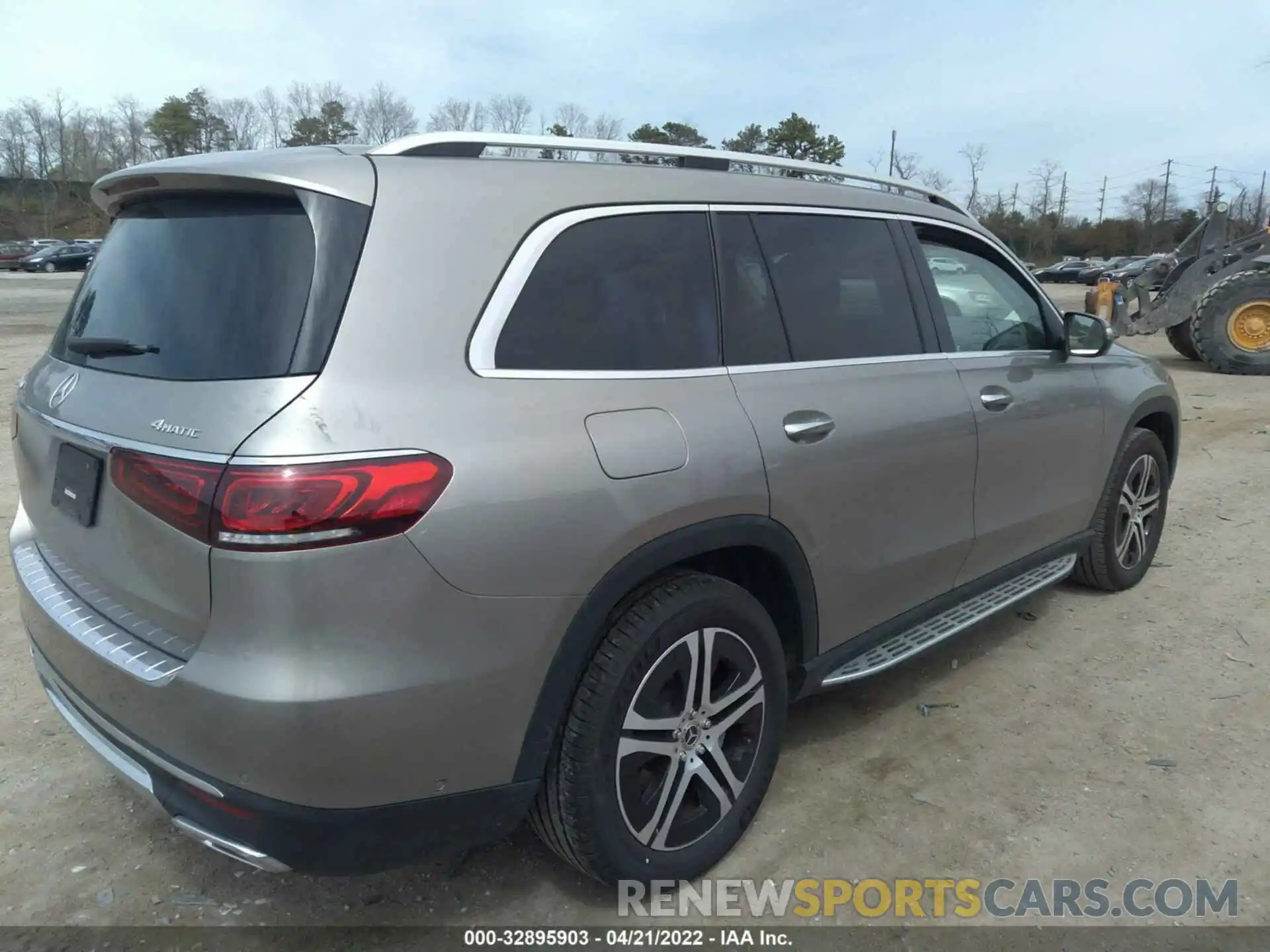 4 Photograph of a damaged car 4JGFF5KE6LA138201 MERCEDES-BENZ GLS 2020