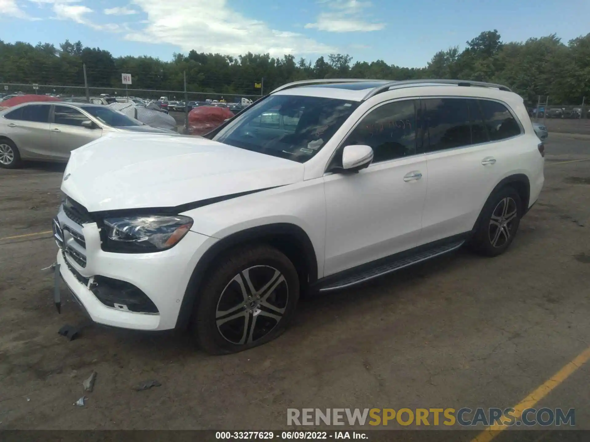 2 Photograph of a damaged car 4JGFF5KE8LA157266 MERCEDES-BENZ GLS 2020