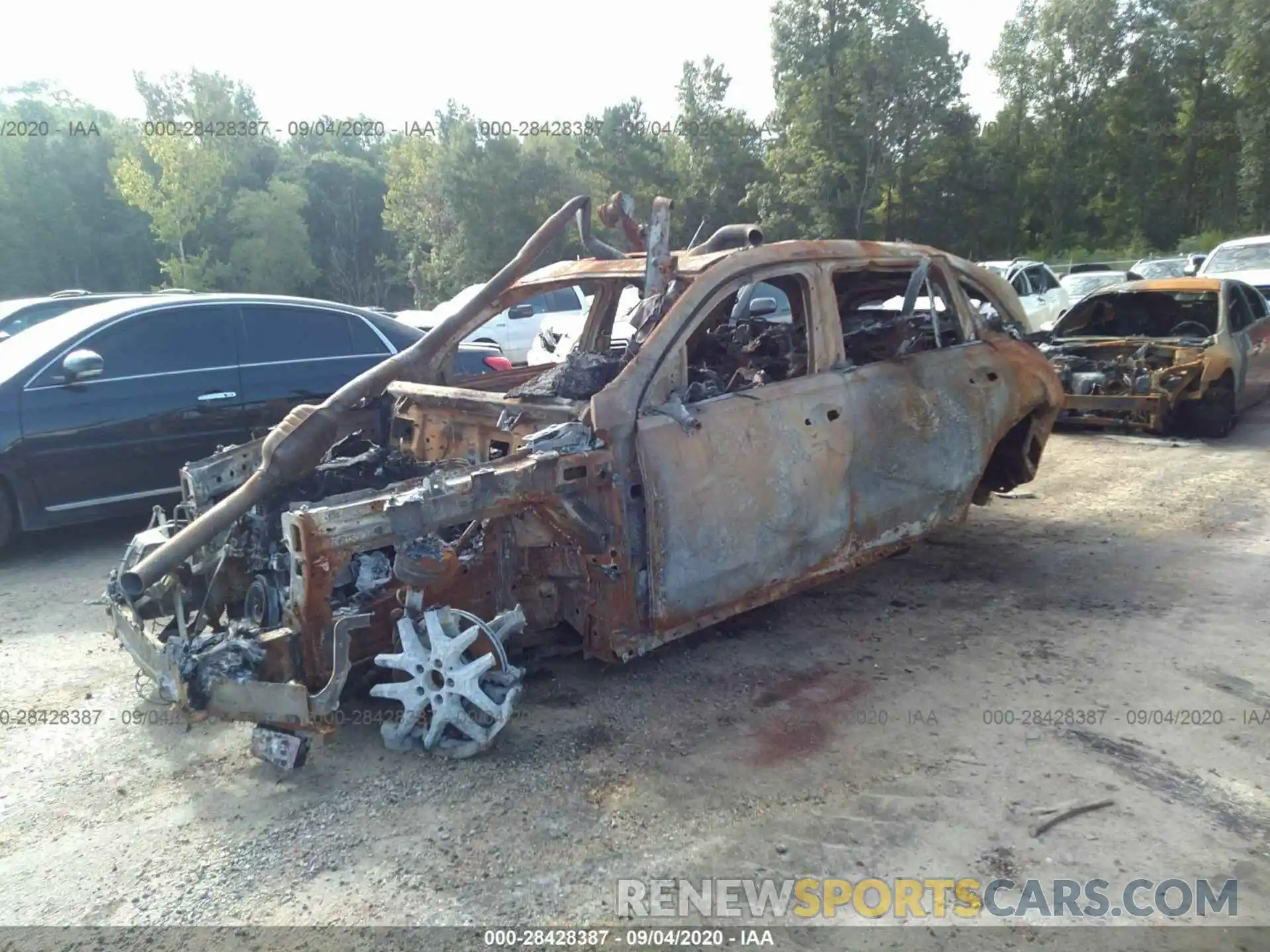 2 Photograph of a damaged car 4JGFF5KE9LA108593 MERCEDES-BENZ GLS 2020