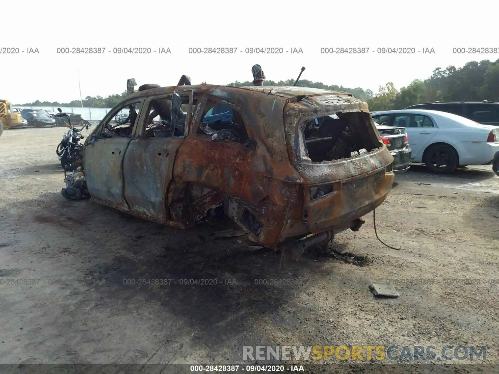 3 Photograph of a damaged car 4JGFF5KE9LA108593 MERCEDES-BENZ GLS 2020