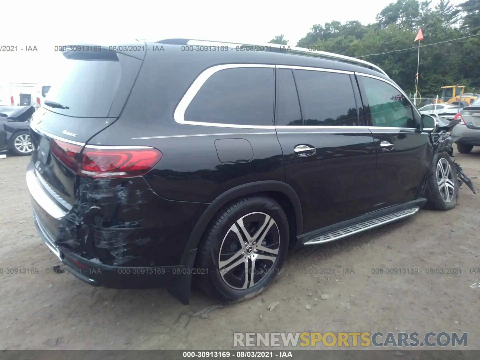 4 Photograph of a damaged car 4JGFF5KE9LA216910 MERCEDES-BENZ GLS 2020