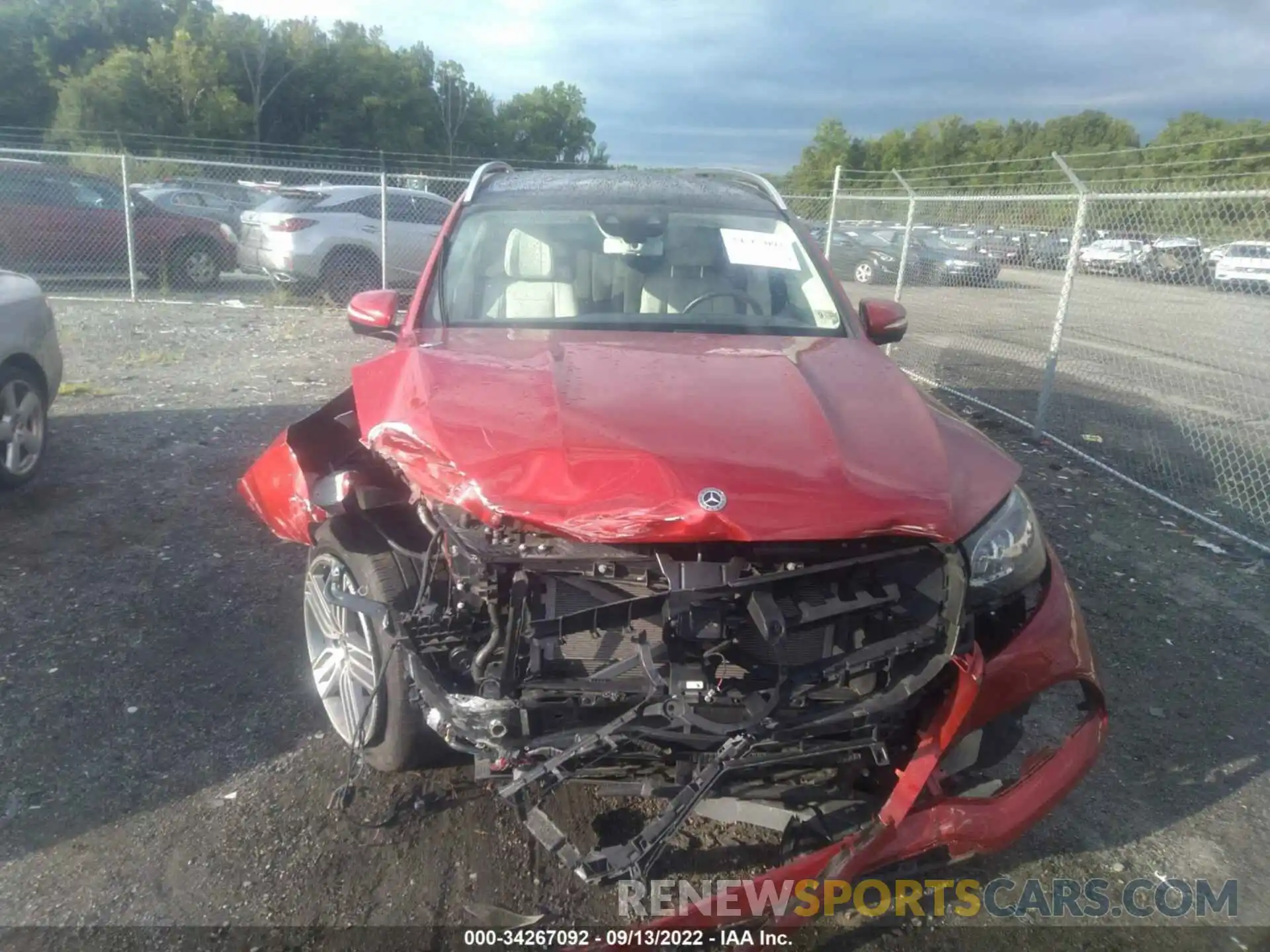 6 Photograph of a damaged car 4JGFF5KE9LA294460 MERCEDES-BENZ GLS 2020