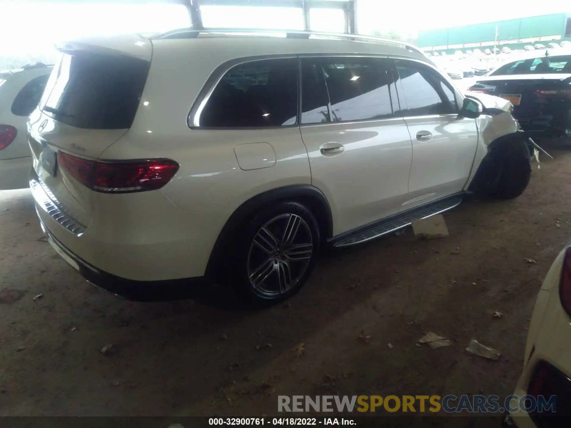 4 Фотография поврежденного автомобиля 4JGFF5KE0NA677206 MERCEDES-BENZ GLS 2022