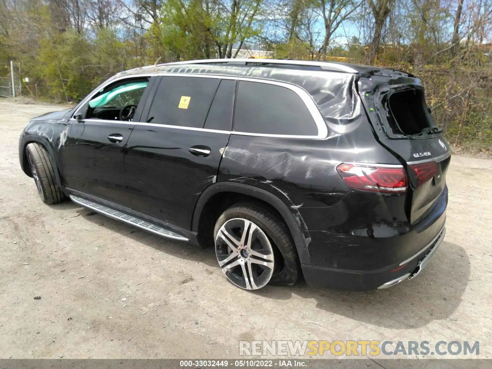 3 Photograph of a damaged car 4JGFF5KE1NA629391 MERCEDES-BENZ GLS 2022