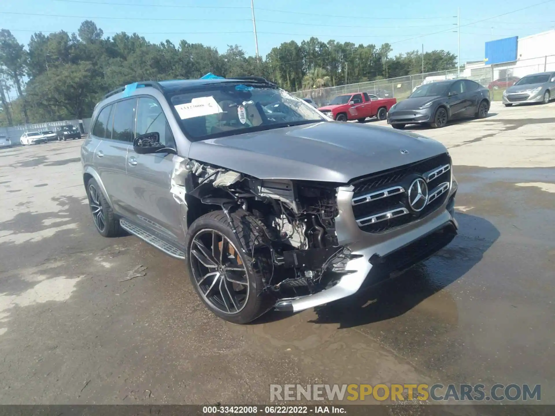 1 Photograph of a damaged car 4JGFF5KE6NA713433 MERCEDES-BENZ GLS 2022