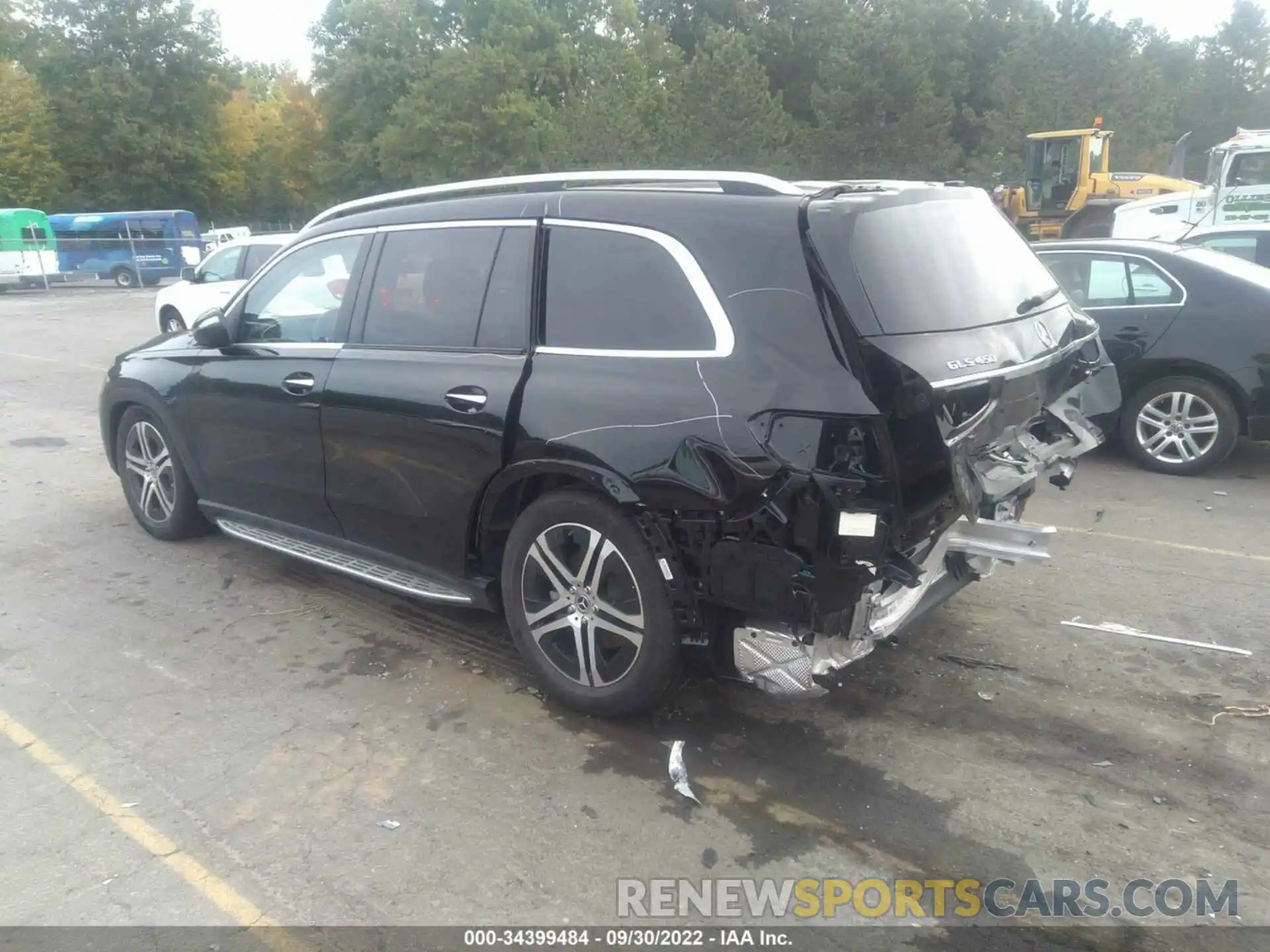 3 Photograph of a damaged car 4JGFF5KE9NA671033 MERCEDES-BENZ GLS 2022