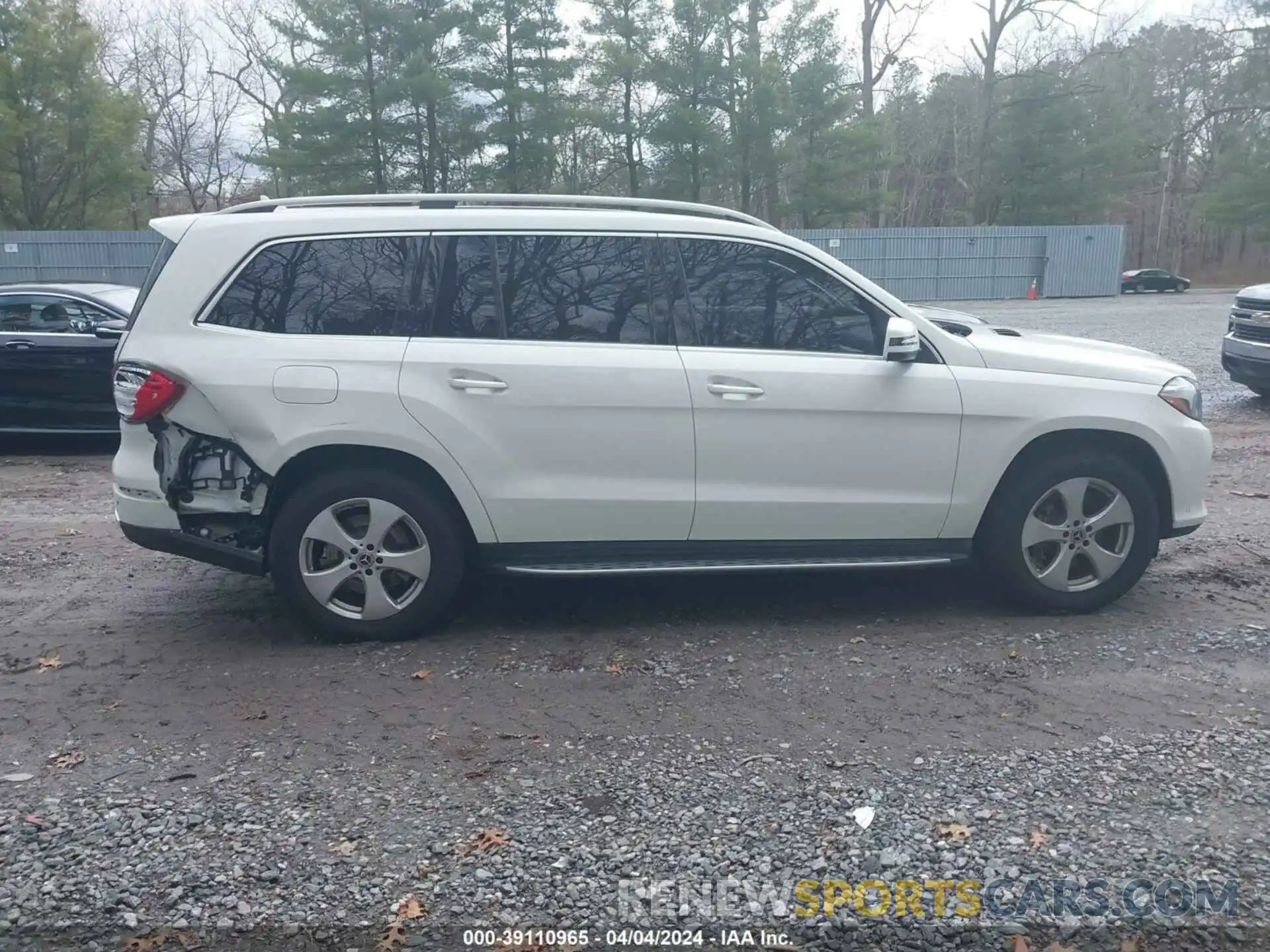 13 Photograph of a damaged car 4JGDF6EE8KB234896 MERCEDES-BENZ GLS 450 2019