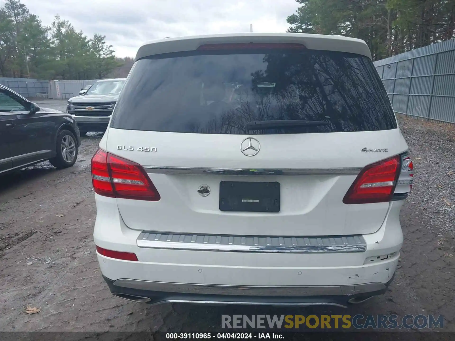 16 Photograph of a damaged car 4JGDF6EE8KB234896 MERCEDES-BENZ GLS 450 2019