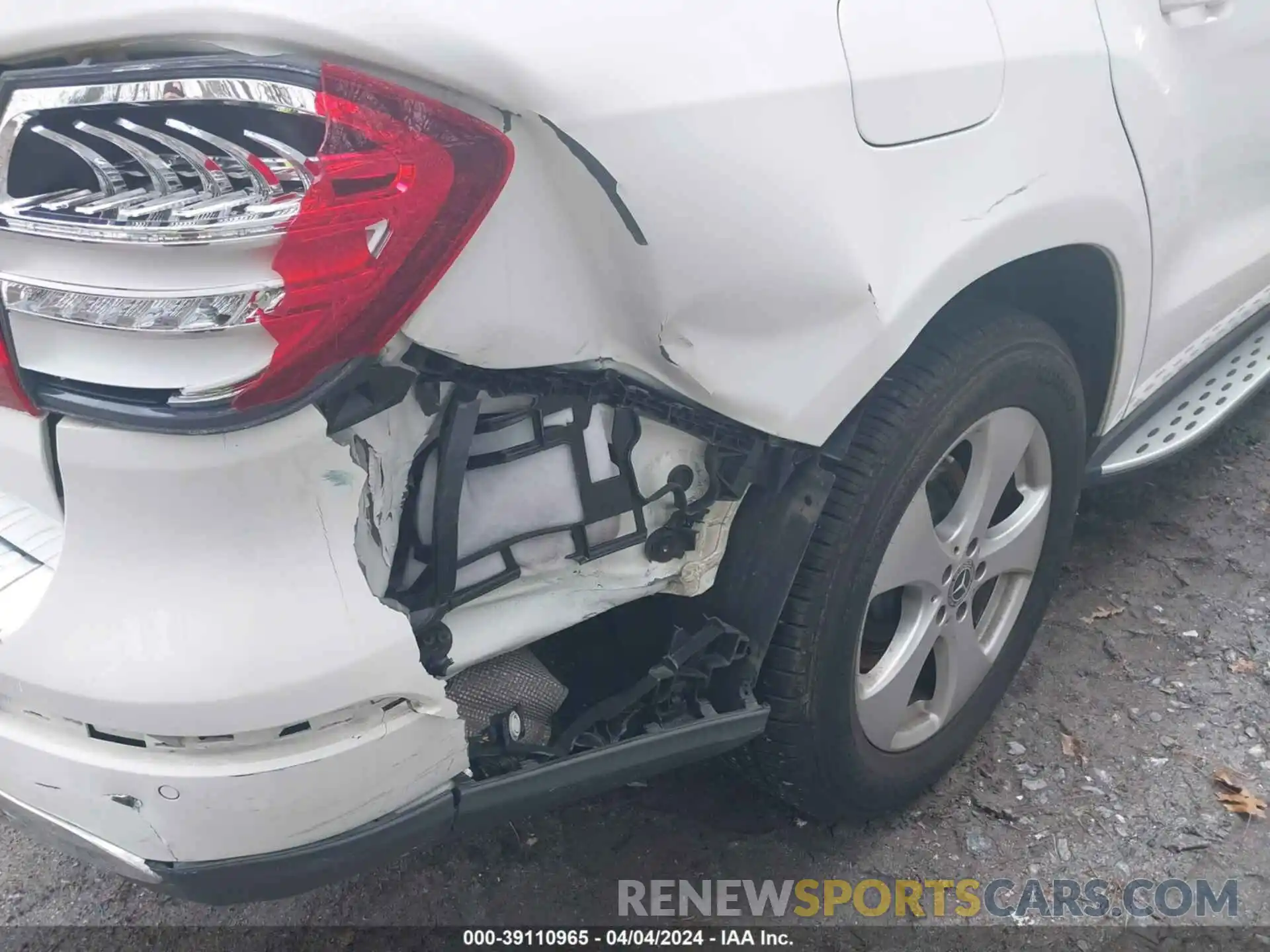 6 Photograph of a damaged car 4JGDF6EE8KB234896 MERCEDES-BENZ GLS 450 2019