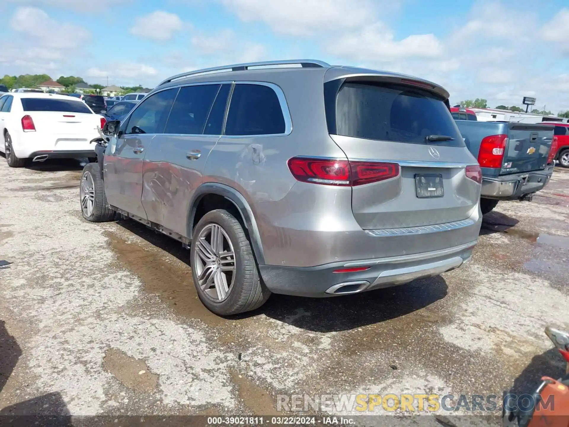 3 Photograph of a damaged car 4JGFF5KE1LA214407 MERCEDES-BENZ GLS 450 2020