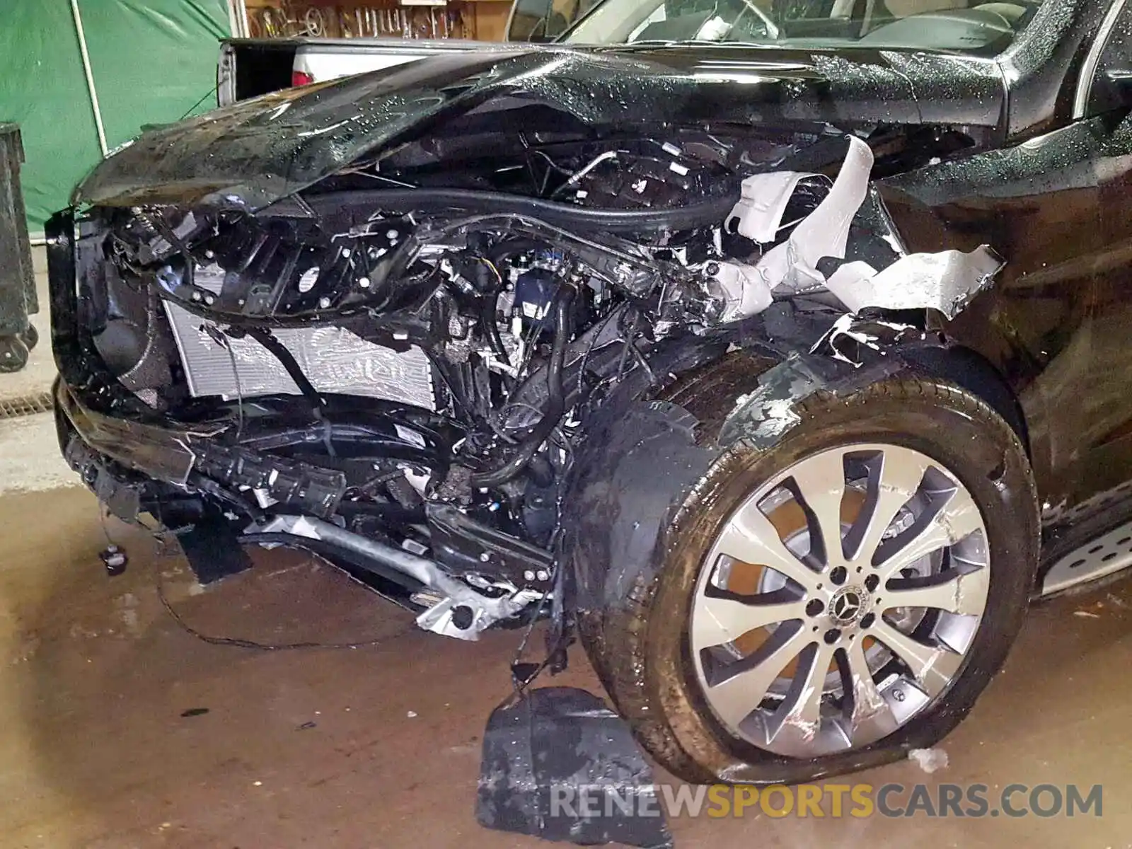 9 Photograph of a damaged car 4JGDF6EE0KB203559 MERCEDES-BENZ GLS 450 4M 2019