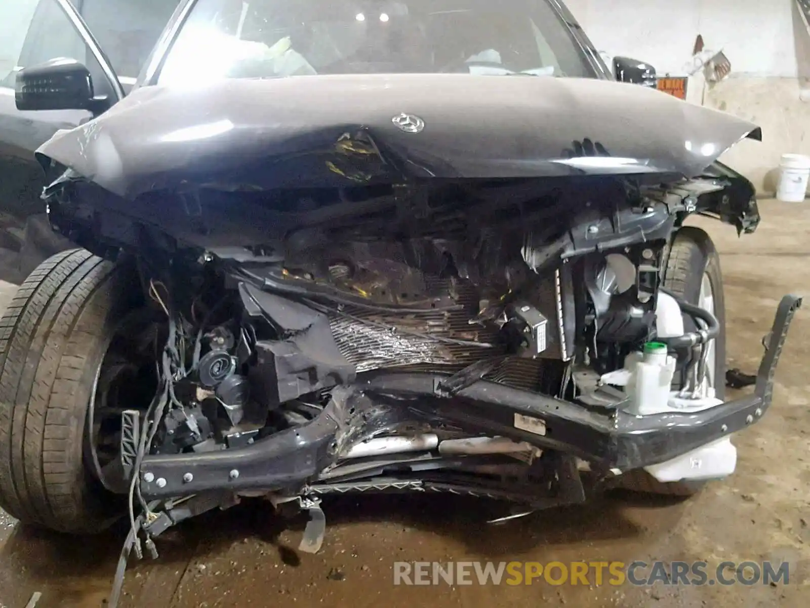 9 Photograph of a damaged car 4JGDF6EE1KB223755 MERCEDES-BENZ GLS 450 4M 2019