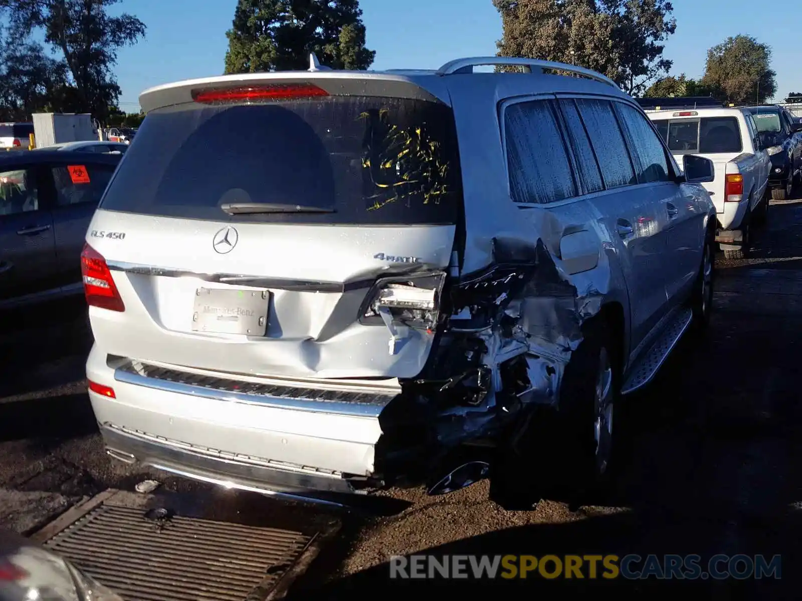 4 Photograph of a damaged car 4JGDF6EE8KB211148 MERCEDES-BENZ GLS 450 4M 2019