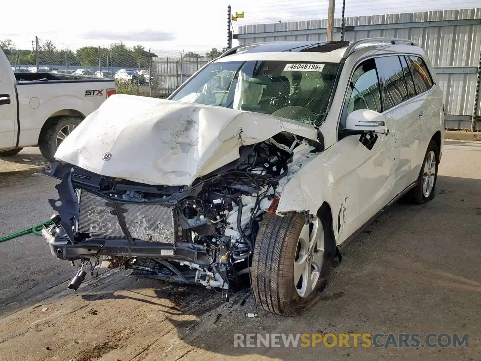 2 Фотография поврежденного автомобиля 4JGDF6EE8KB229374 MERCEDES-BENZ GLS 450 4M 2019