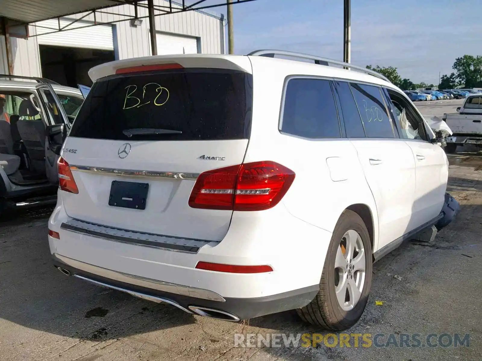 4 Photograph of a damaged car 4JGDF6EE8KB229374 MERCEDES-BENZ GLS 450 4M 2019