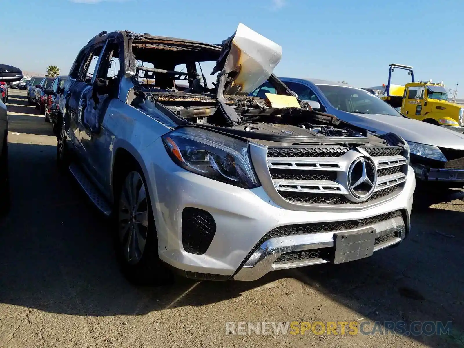 1 Photograph of a damaged car 4JGDF6EEXKB198886 MERCEDES-BENZ GLS 450 4M 2019