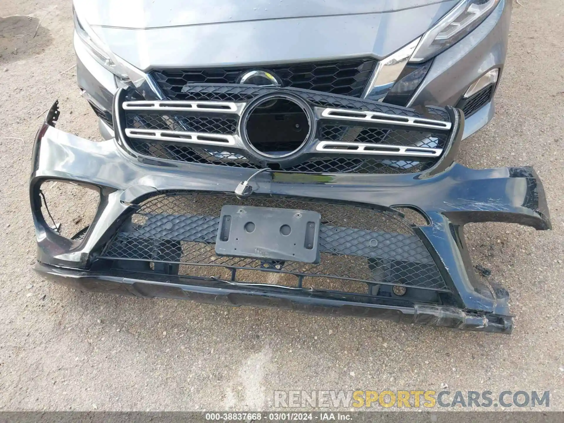 12 Photograph of a damaged car 4JGDF7DE1KB185628 MERCEDES-BENZ GLS 550 2019