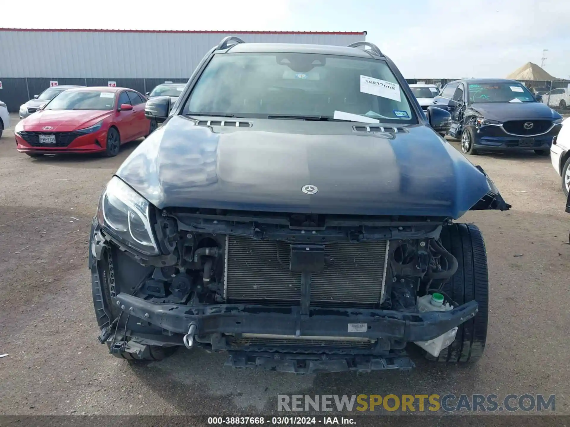 13 Photograph of a damaged car 4JGDF7DE1KB185628 MERCEDES-BENZ GLS 550 2019