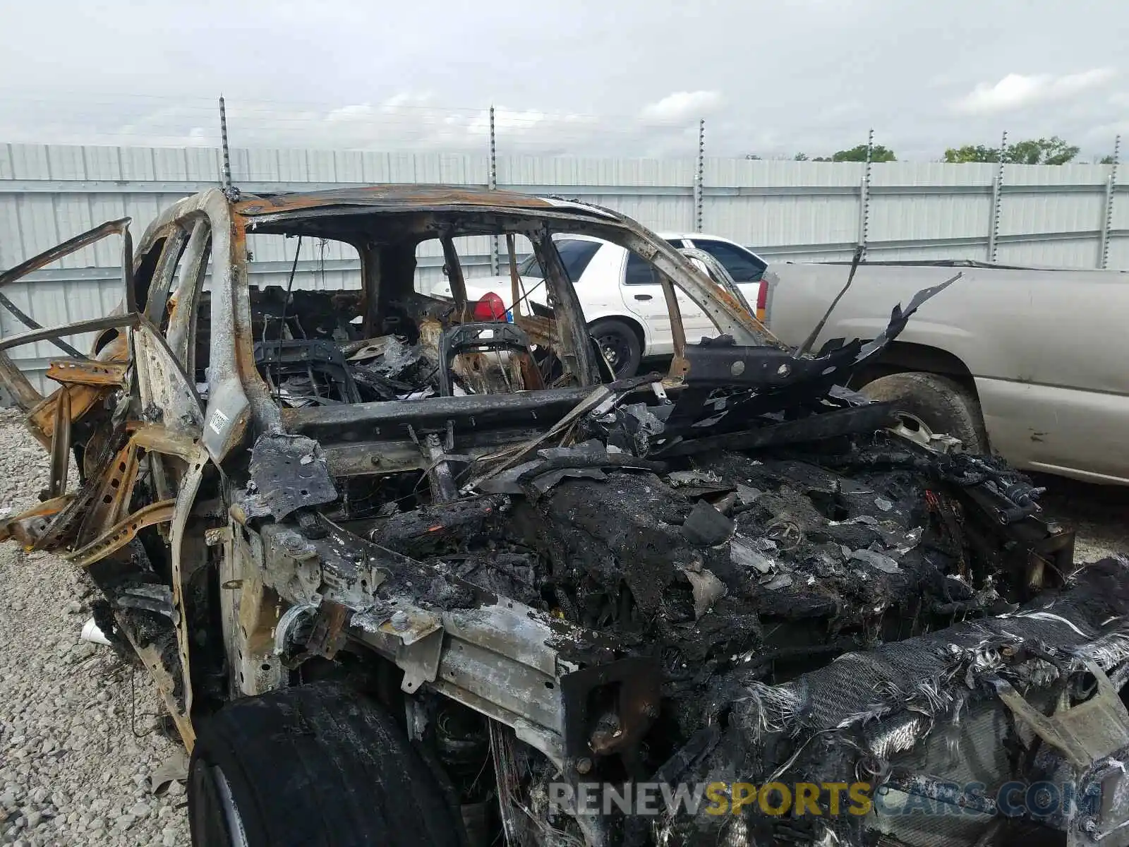 10 Photograph of a damaged car 4JGFF8GE7LA159648 MERCEDES-BENZ GLS 580 4M 2020