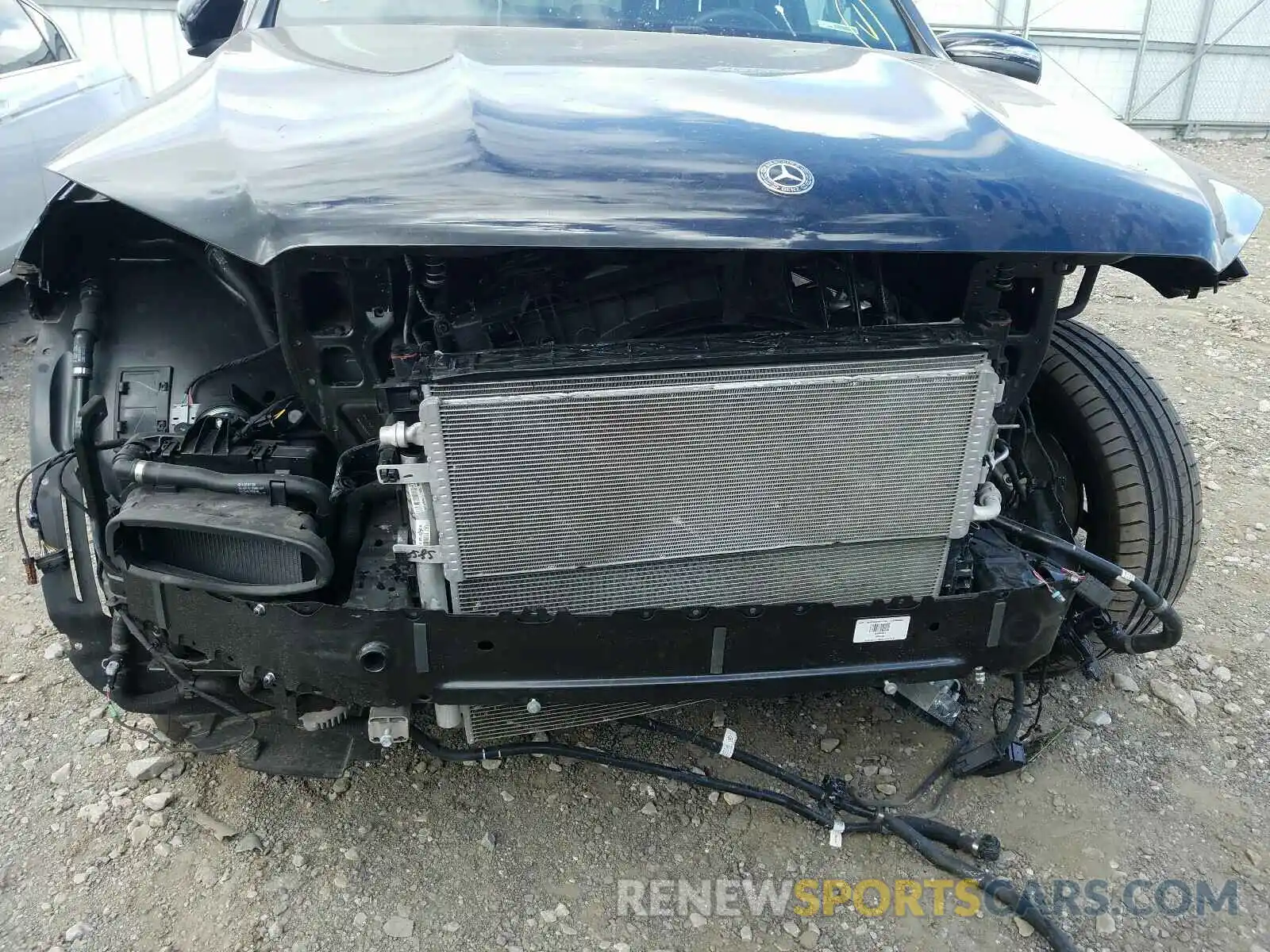9 Photograph of a damaged car 4JGFF8GE7LA165997 MERCEDES-BENZ GLS 580 4M 2020