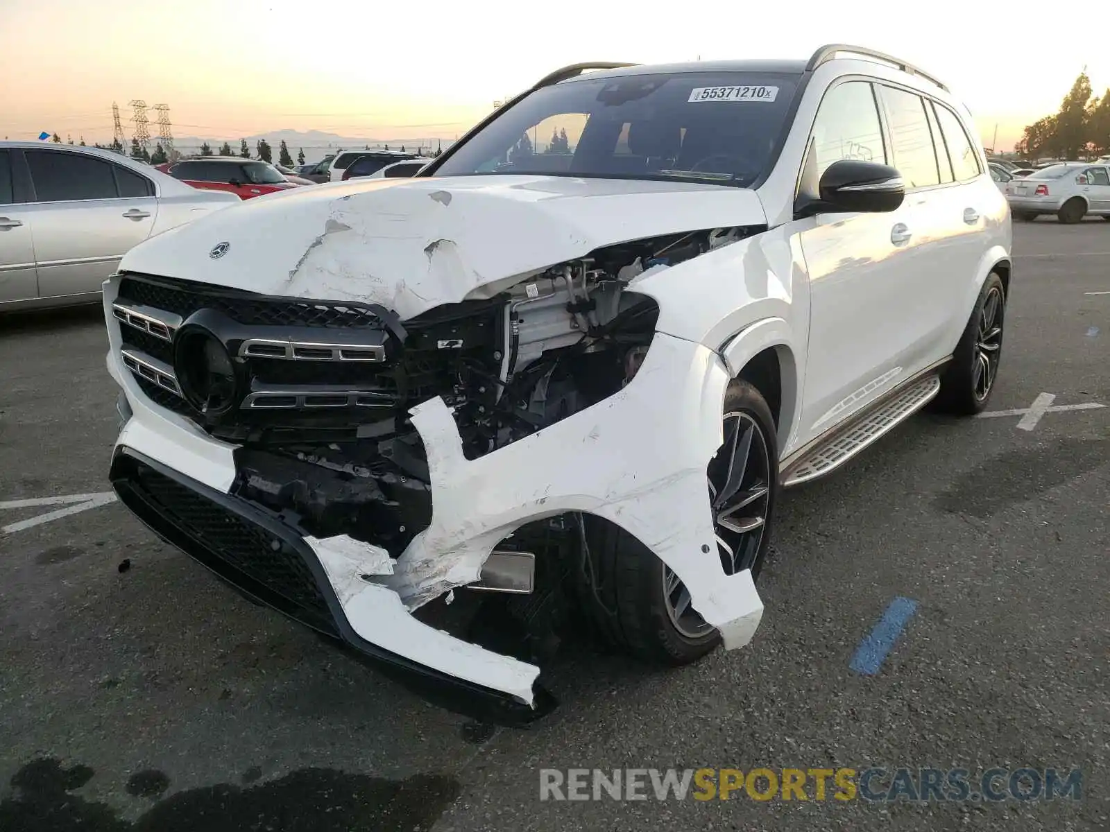 2 Photograph of a damaged car 4JGFF8GE8LA216388 MERCEDES-BENZ GLS 580 4M 2020