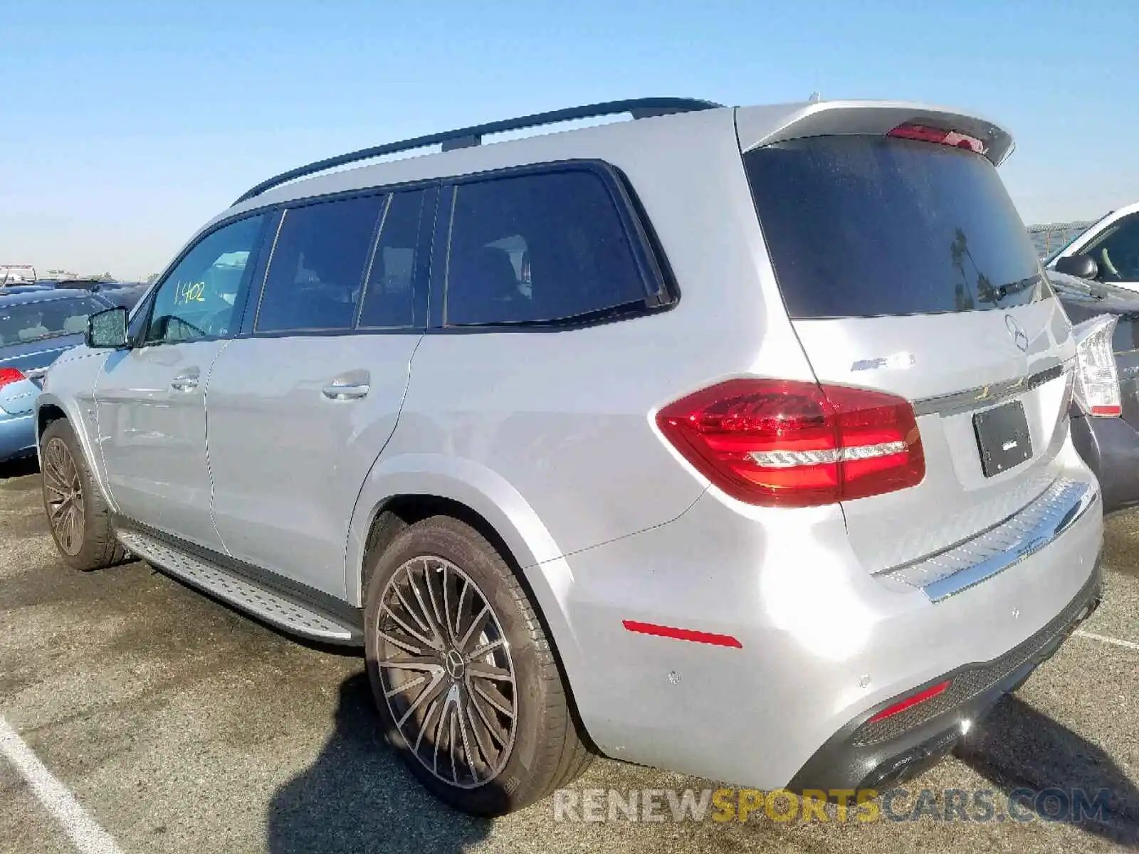 3 Photograph of a damaged car 4JGDF7FE4KB220773 MERCEDES-BENZ GLS 63 AMG 2019