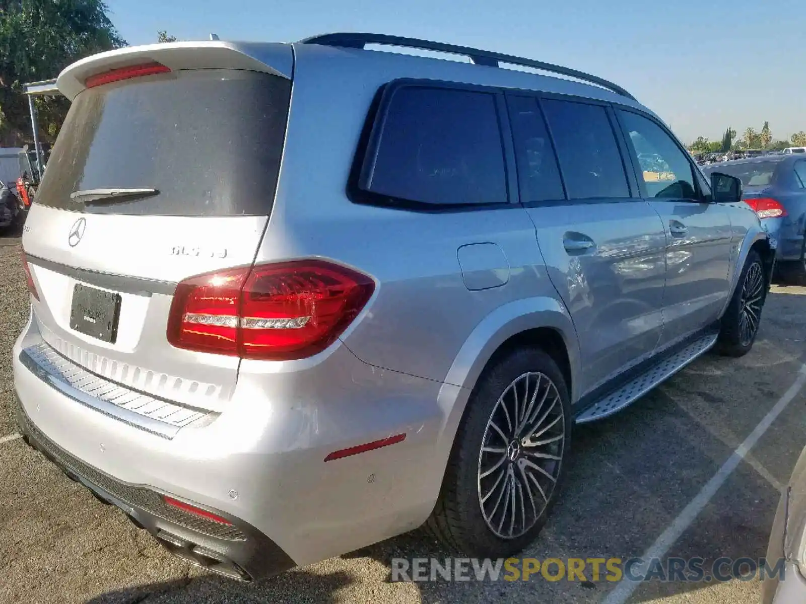 4 Photograph of a damaged car 4JGDF7FE4KB220773 MERCEDES-BENZ GLS 63 AMG 2019