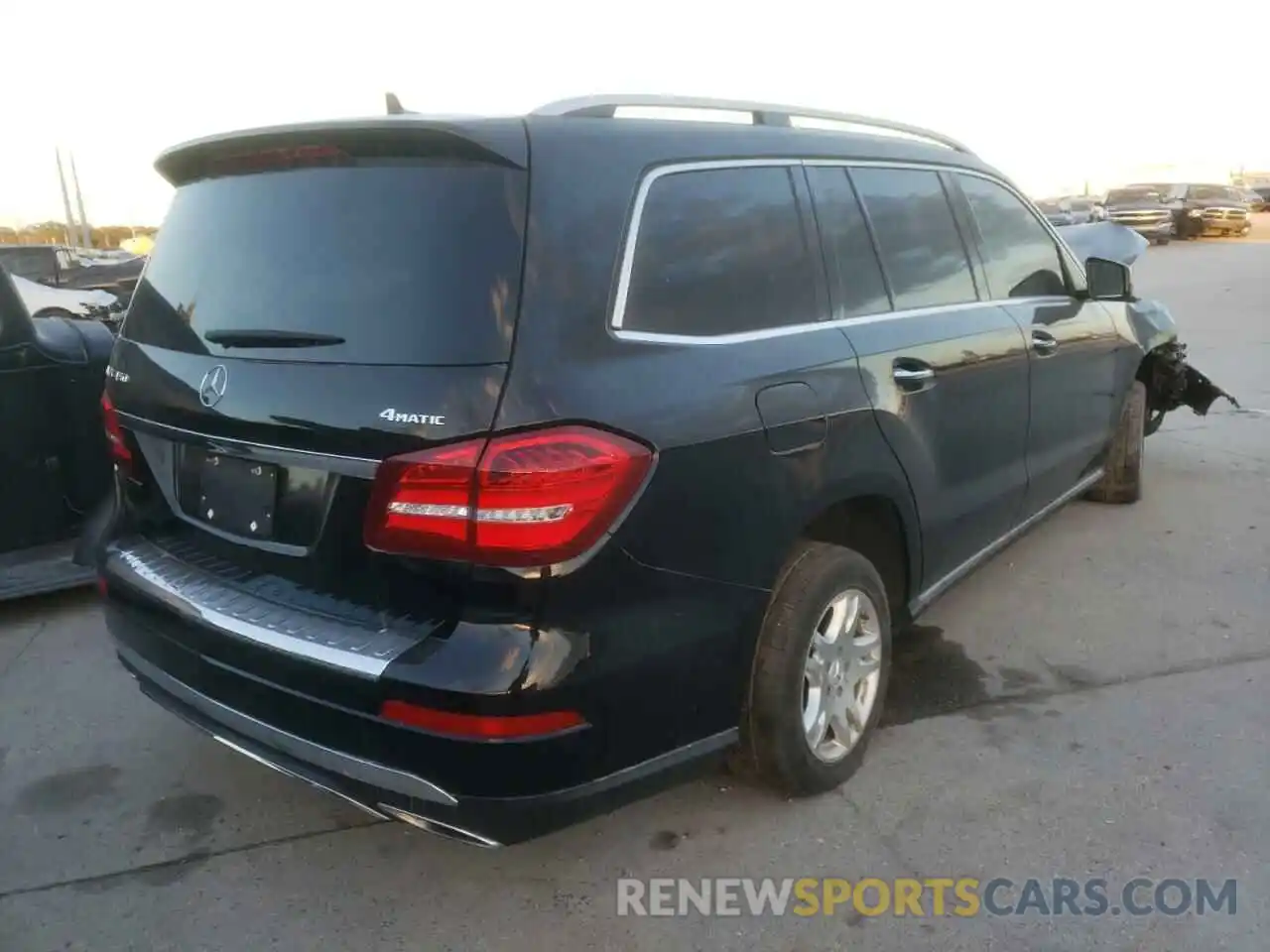 4 Photograph of a damaged car 4JGDF6EE0KB187119 MERCEDES-BENZ GLS-CLASS 2019