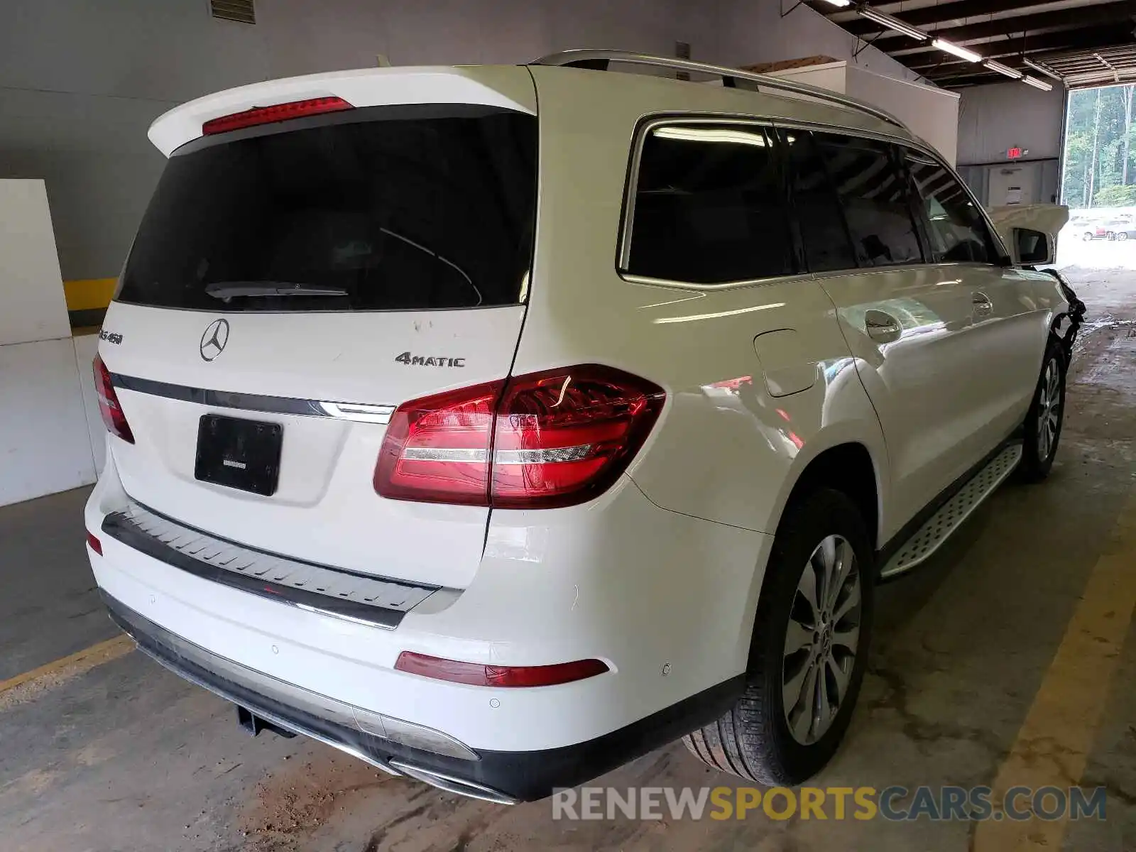 4 Photograph of a damaged car 4JGDF6EE0KB230356 MERCEDES-BENZ GLS-CLASS 2019